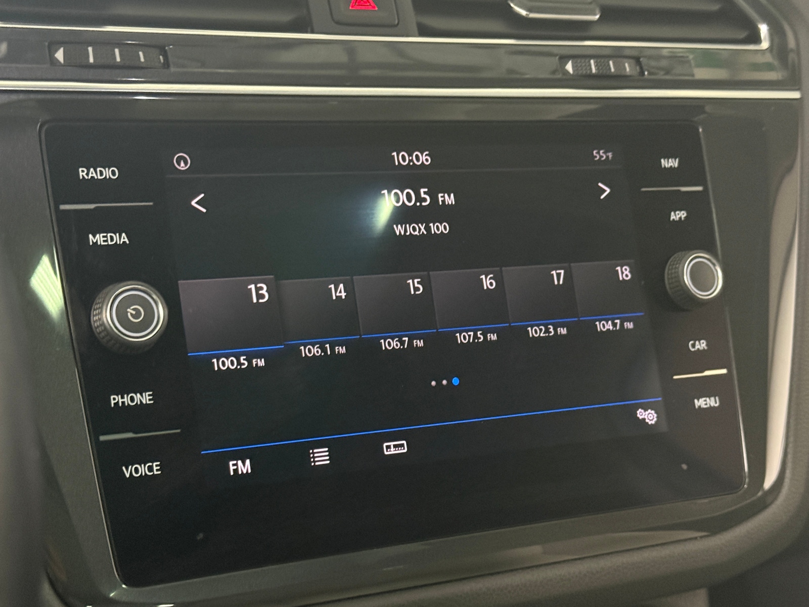 Thumbnail: 2019 Volkswagen Tiguan - 3