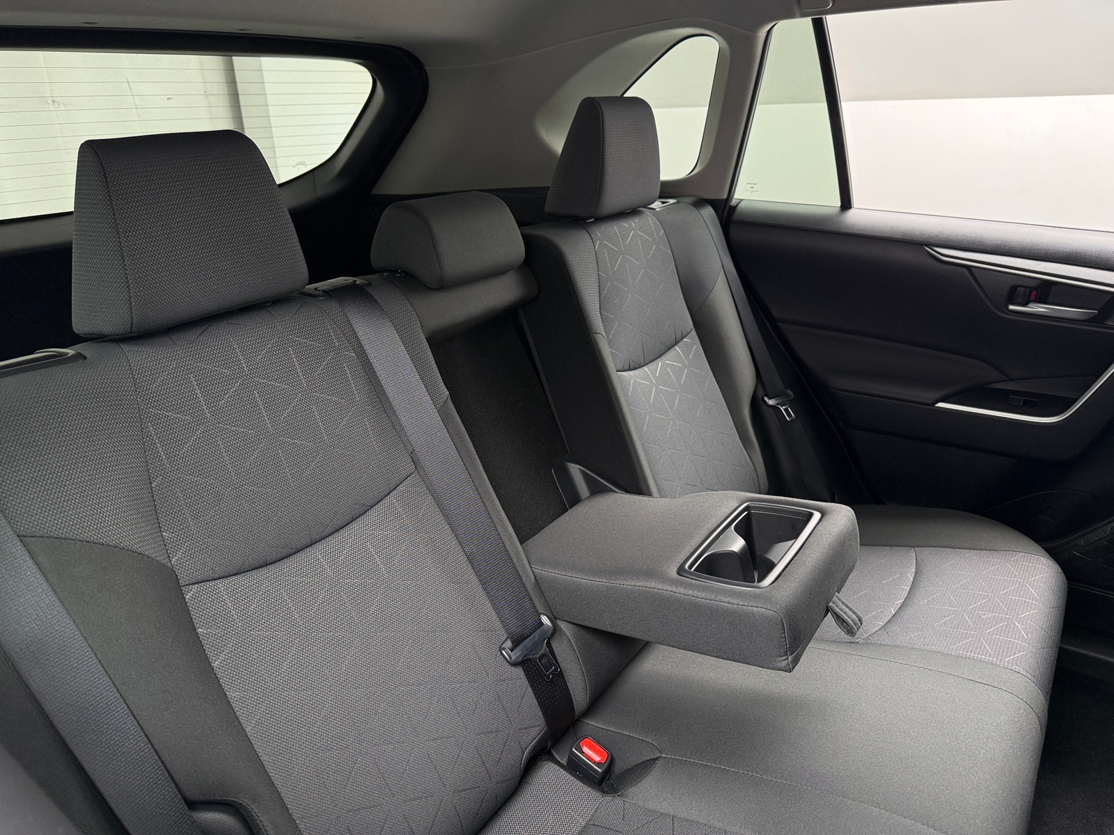 Thumbnail: 2025 Toyota RAV4 - 6