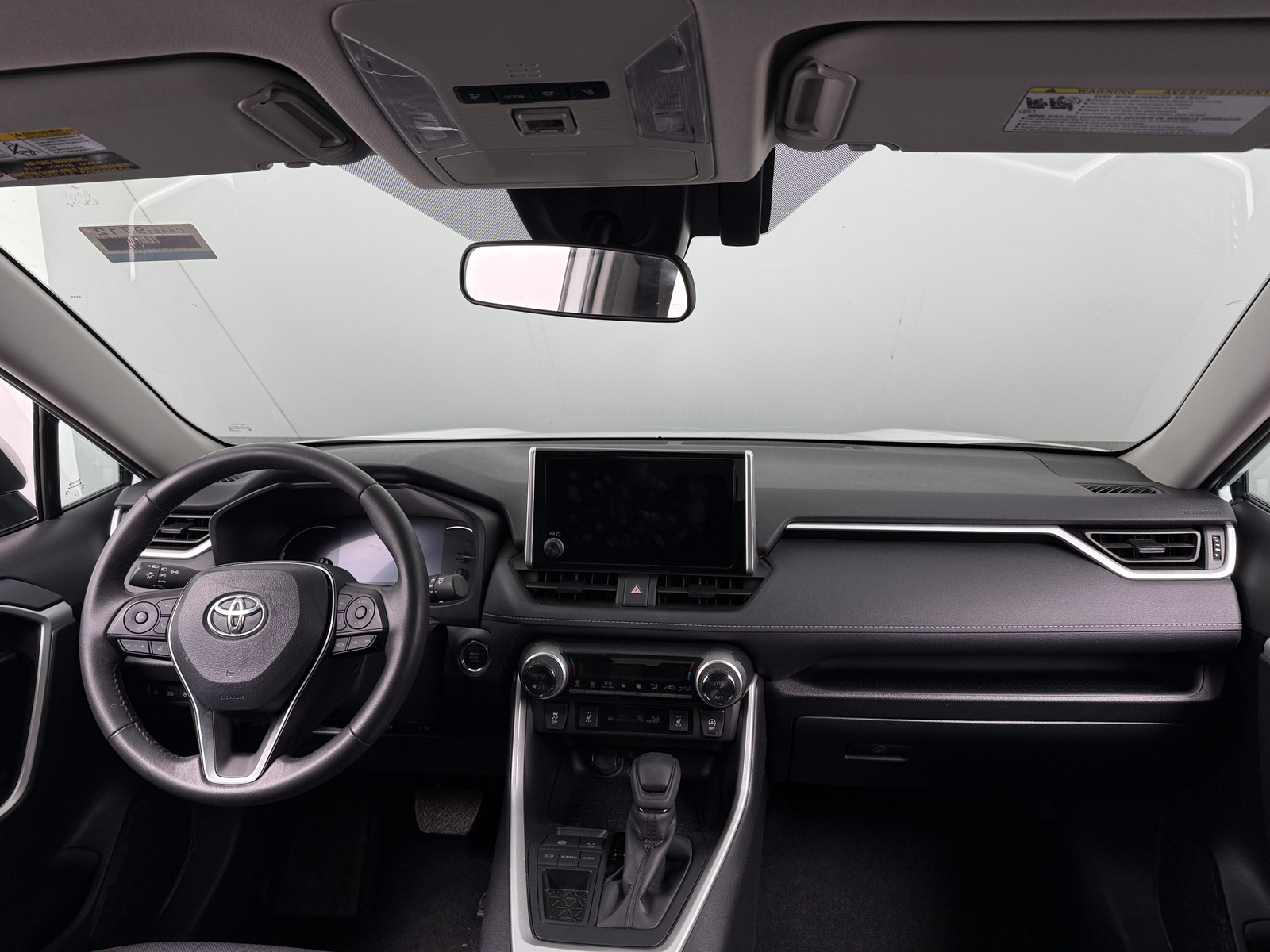 Thumbnail: 2025 Toyota RAV4 - 3