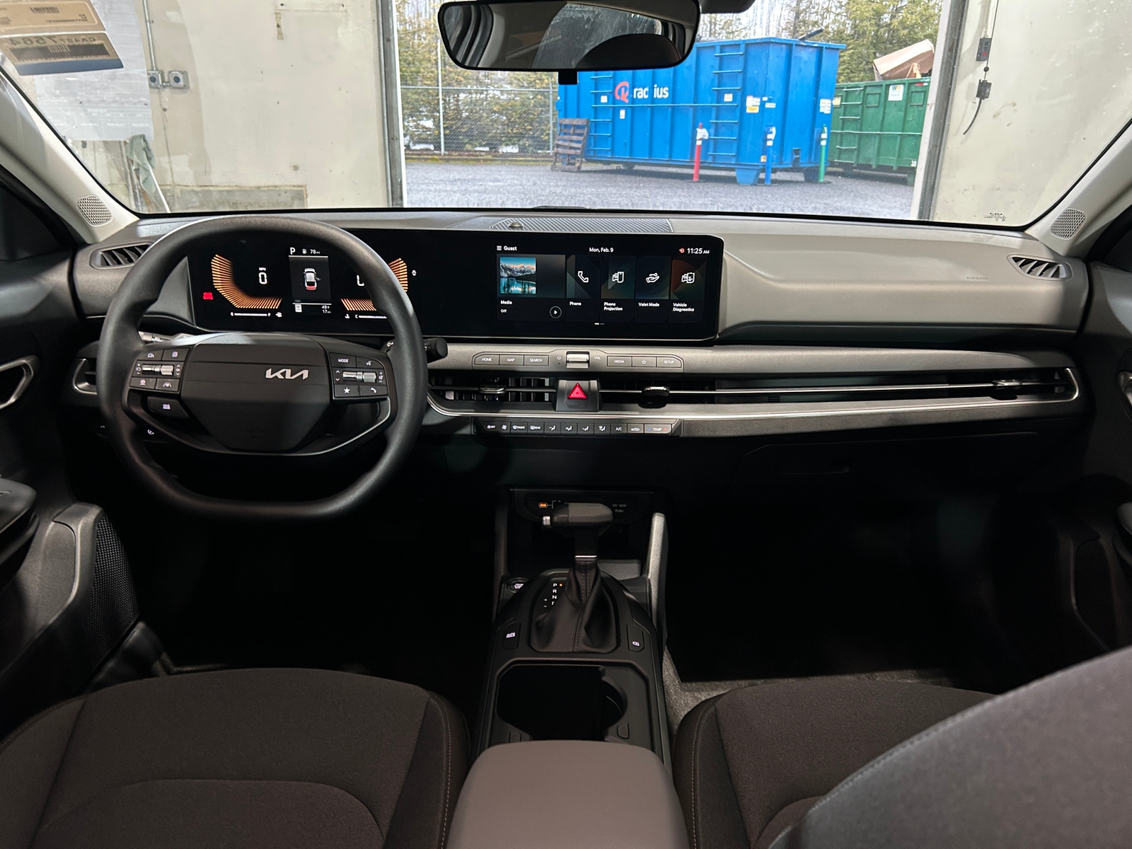 Thumbnail: 2025 Kia K4 - 3