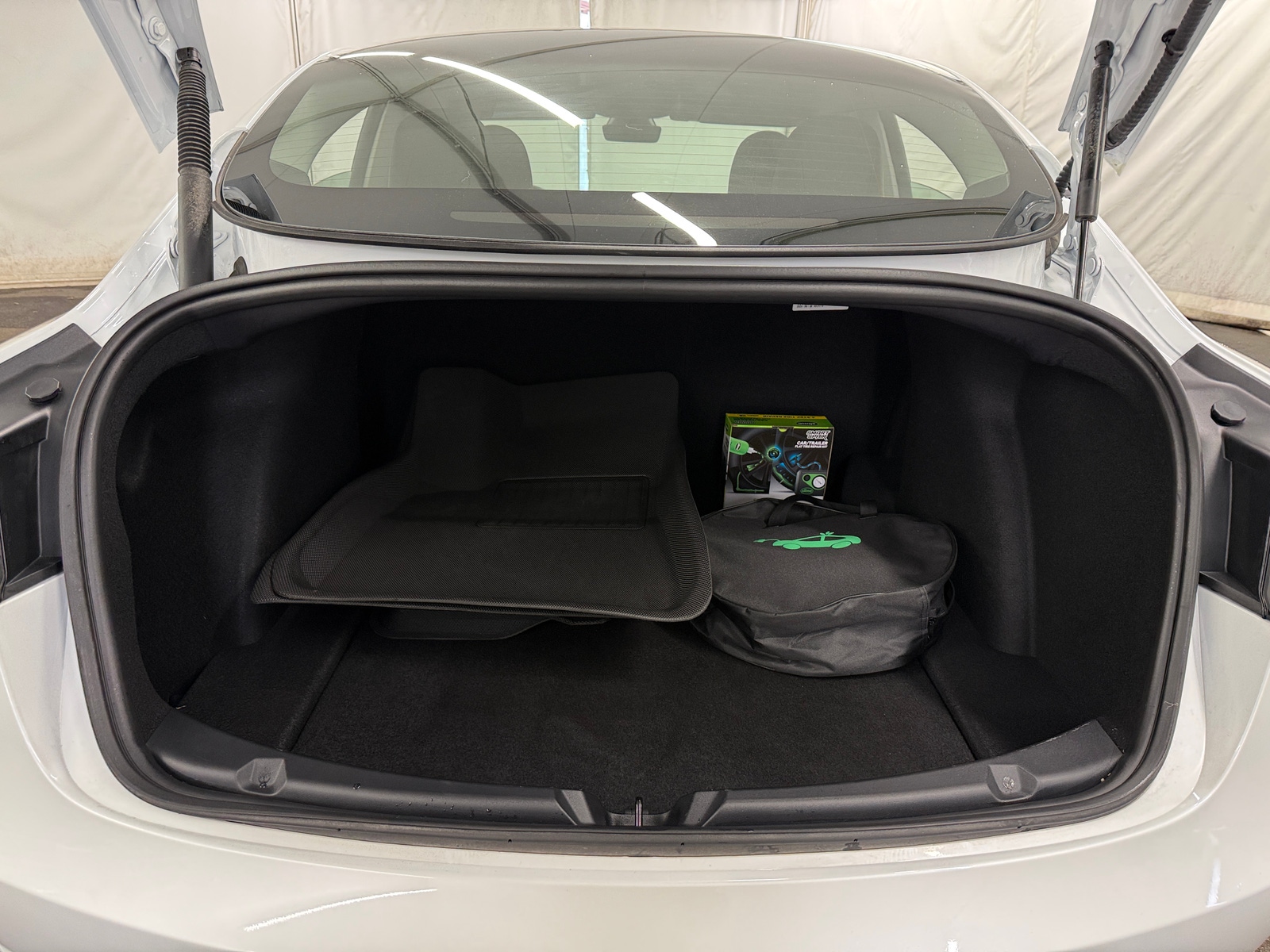 Thumbnail: 2023 Tesla Model 3 - 6