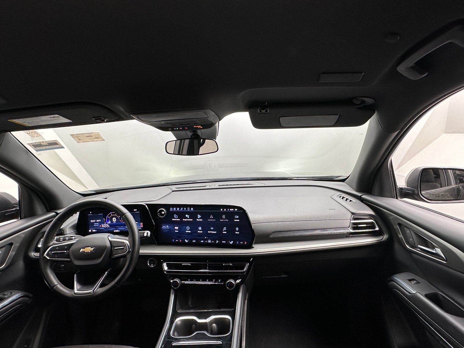 Thumbnail: 2024 Chevrolet Traverse - 3