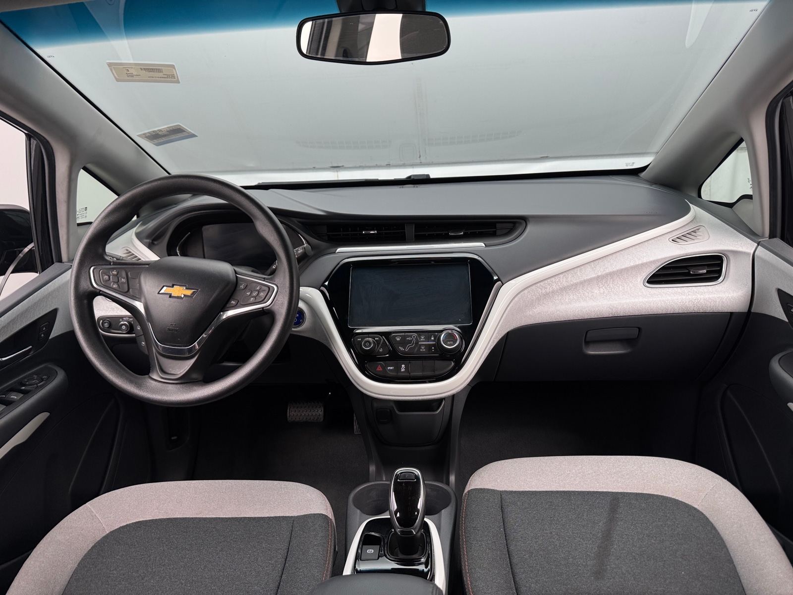 Thumbnail: 2019 Chevrolet Bolt EV - 3