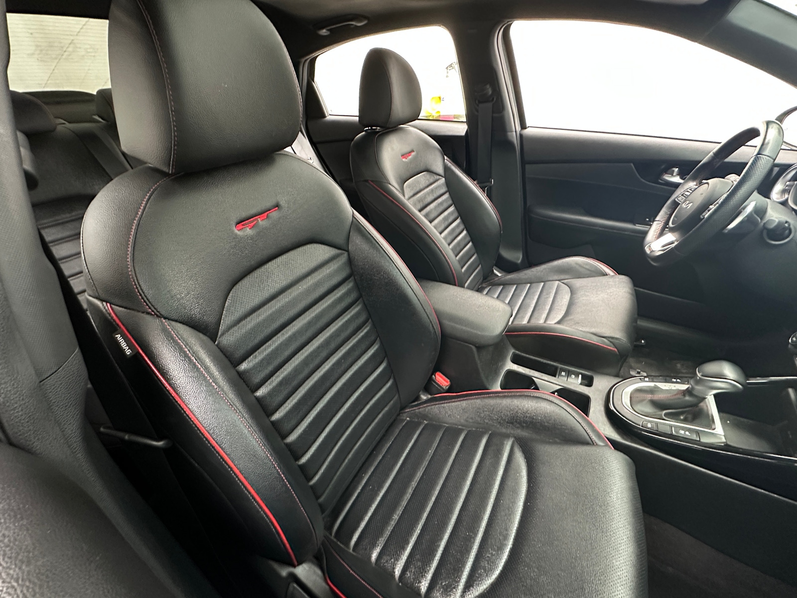 Thumbnail: 2022 Kia Forte - 2