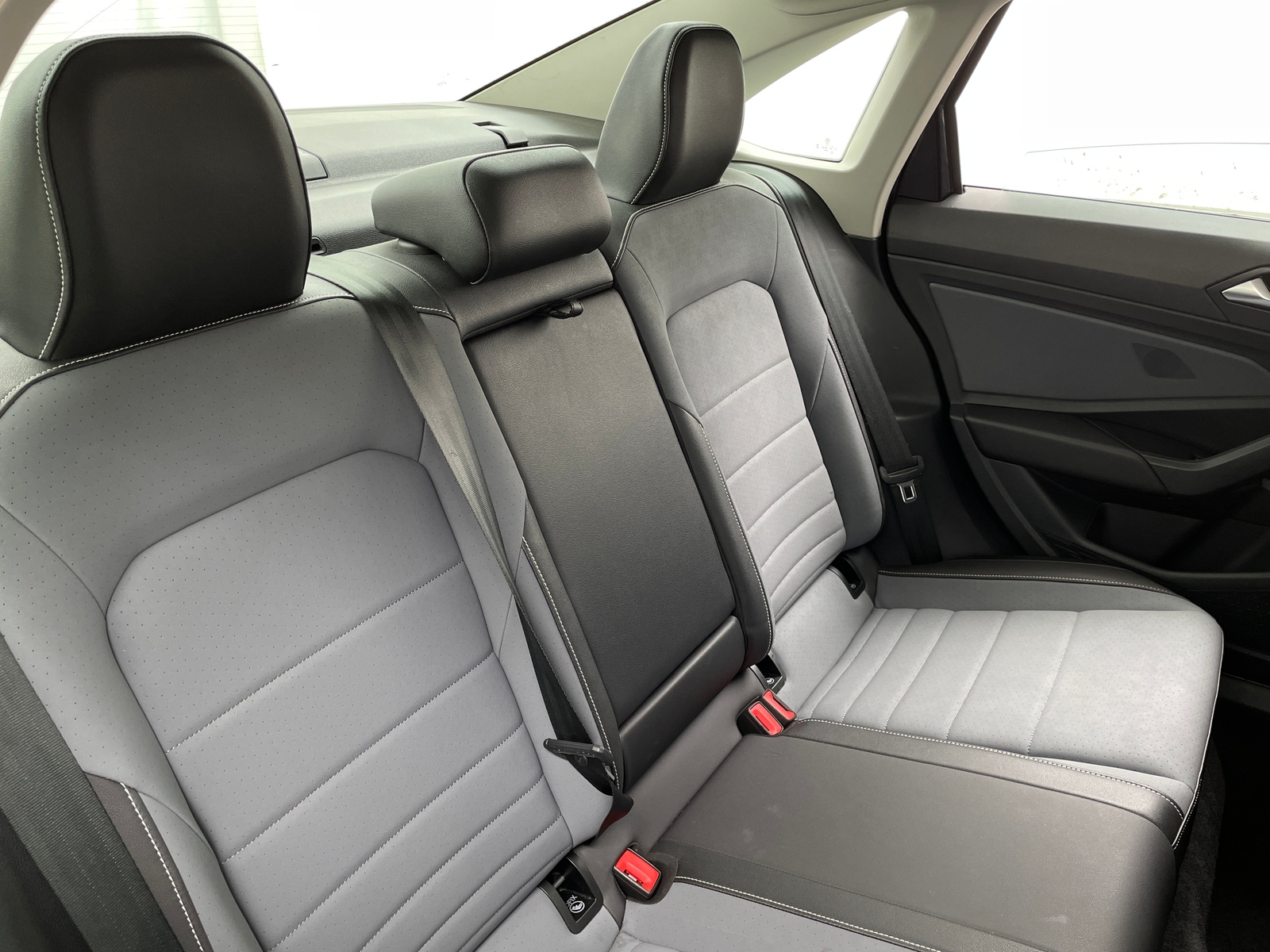 Thumbnail: 2025 Volkswagen Jetta - 5