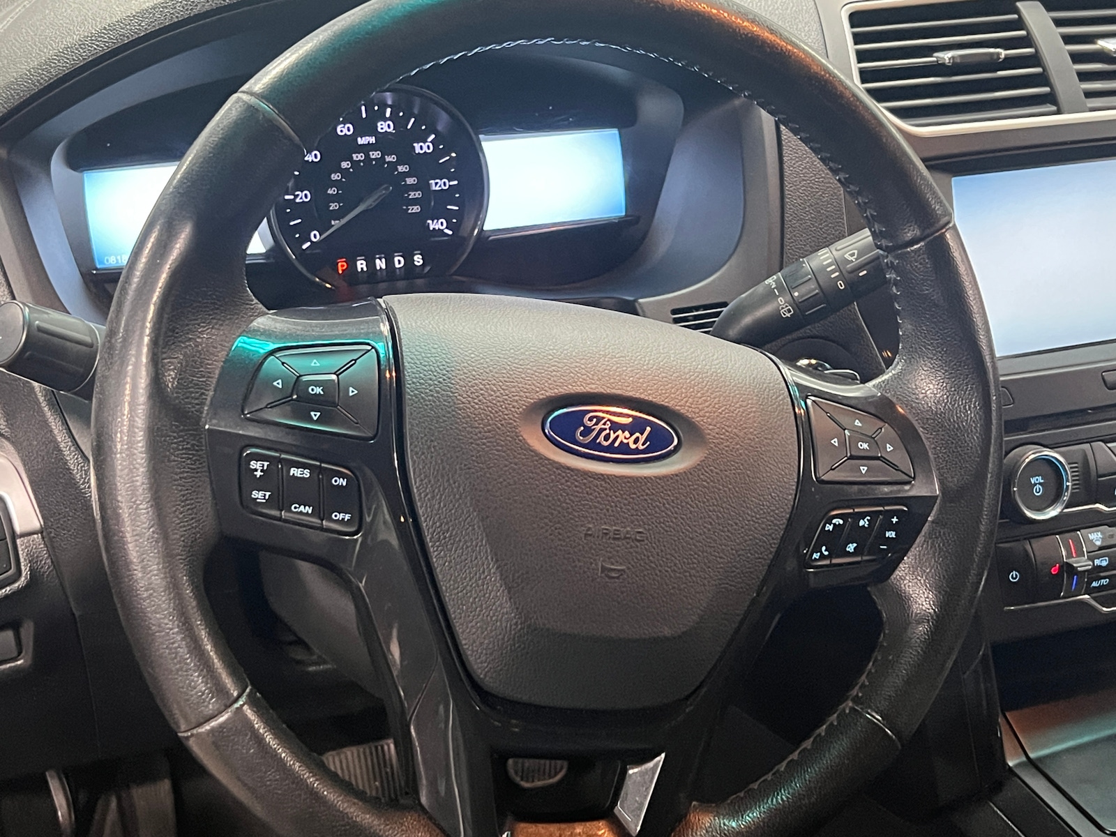 Thumbnail: 2016 Ford Explorer - 4