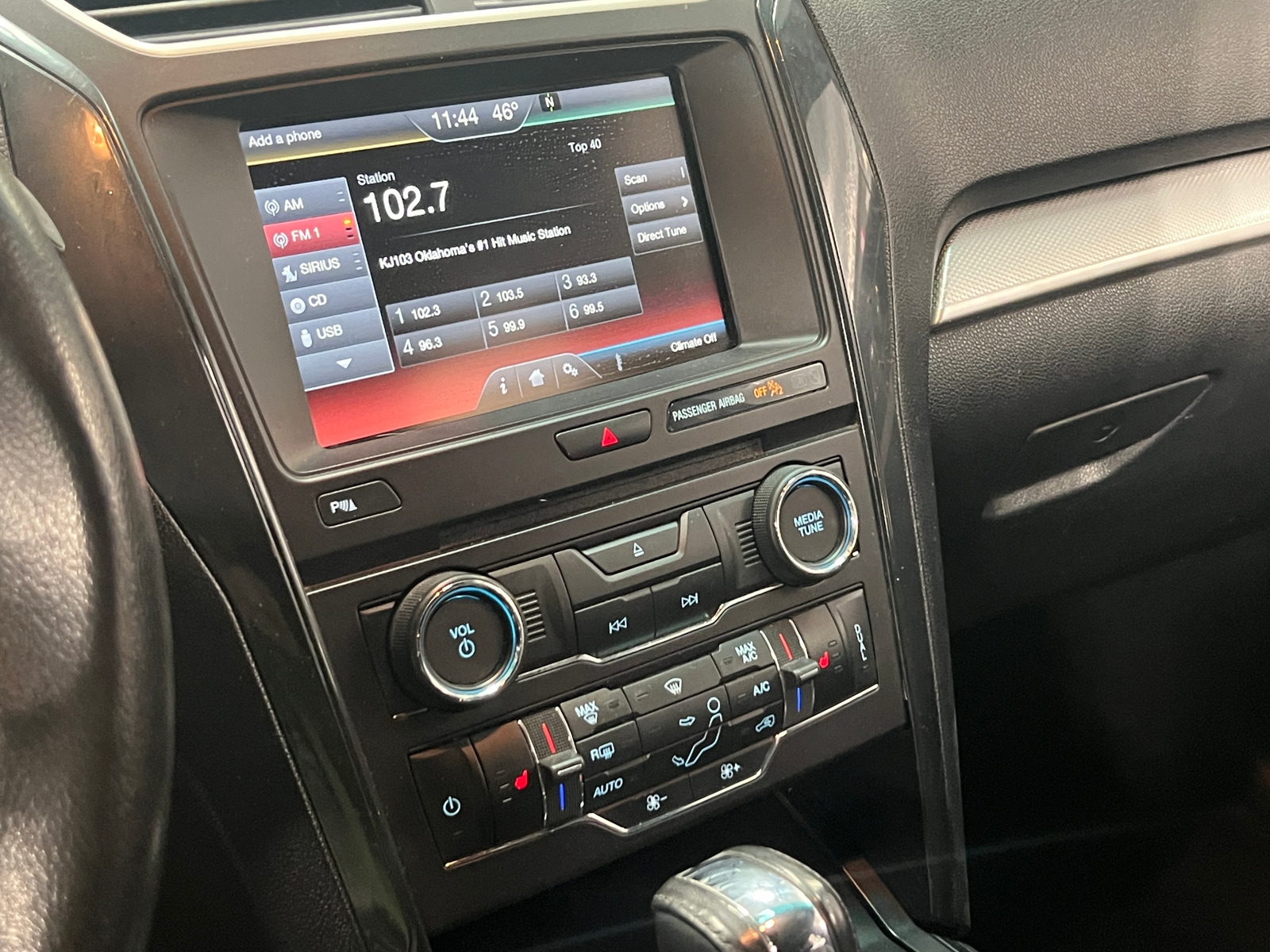 Thumbnail: 2016 Ford Explorer - 3