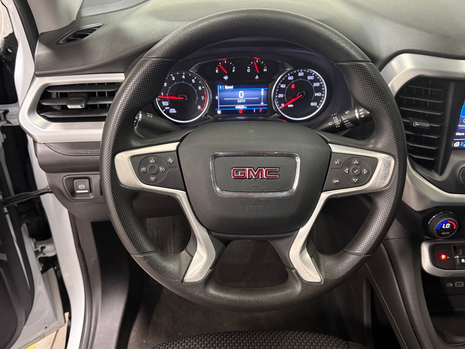 Thumbnail: 2023 GMC Acadia - 5