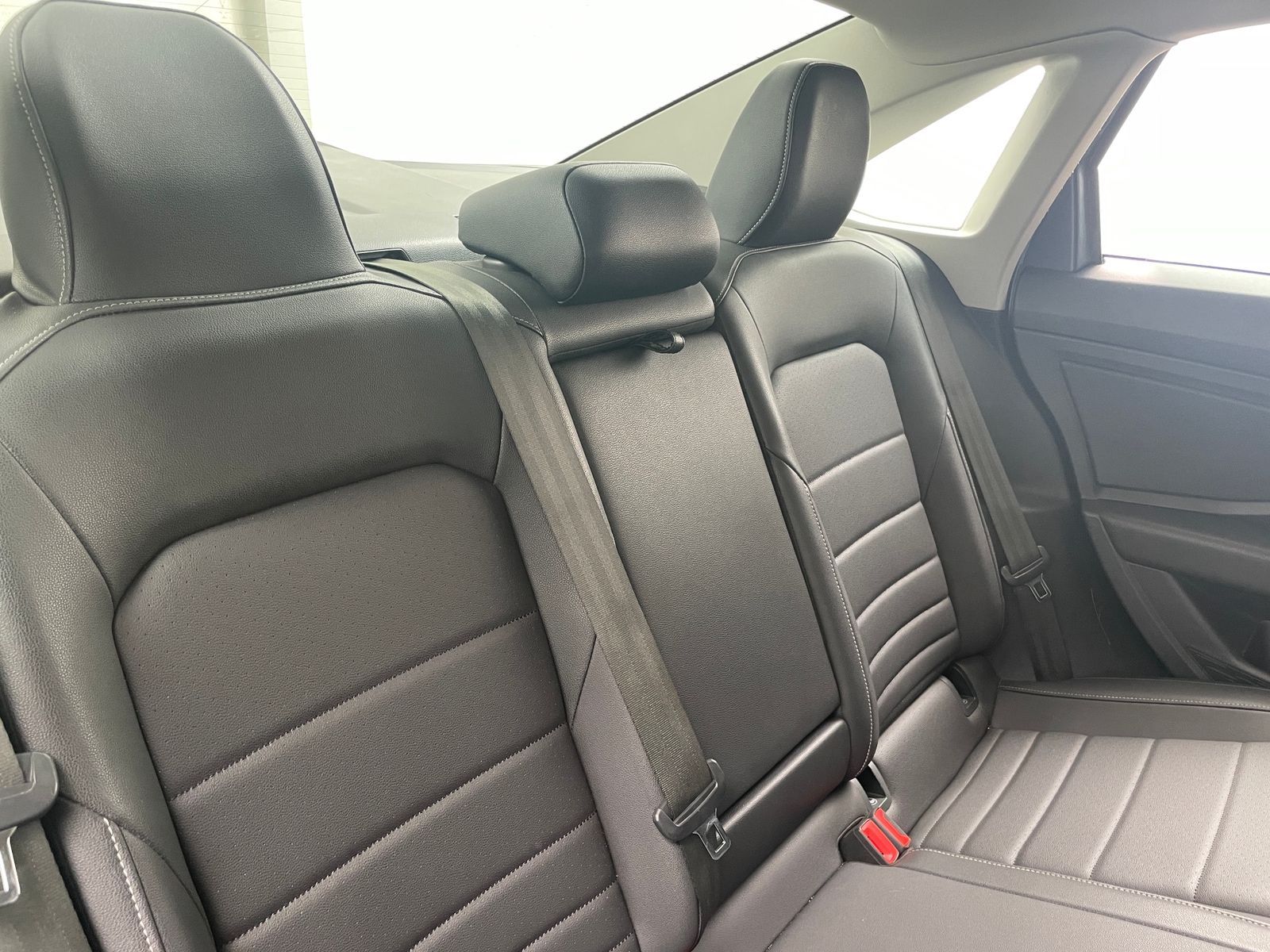 Thumbnail: 2021 Volkswagen Jetta - 5