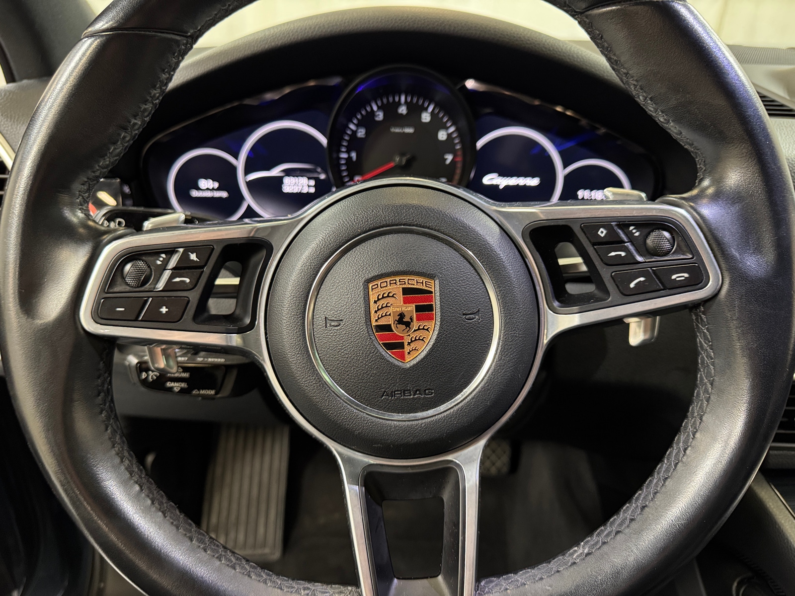 Thumbnail: 2019 Porsche Cayenne - 4