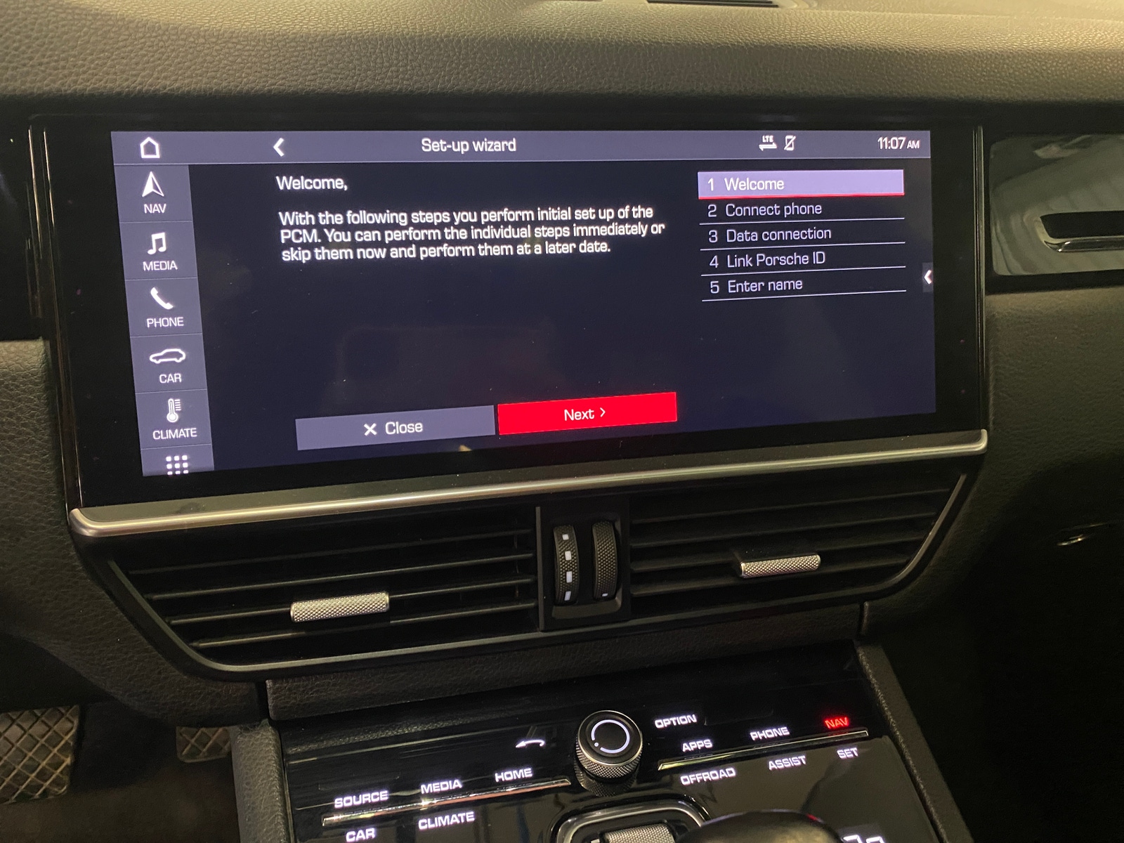 Thumbnail: 2019 Porsche Cayenne - 3