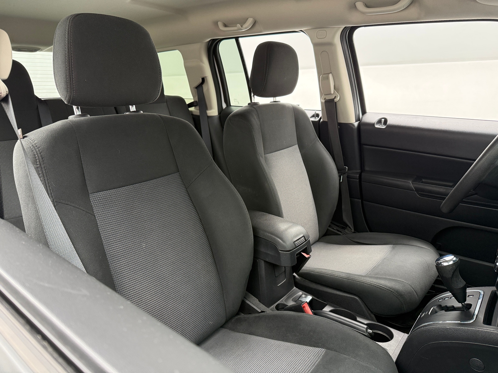 Thumbnail: 2016 Jeep Patriot - 2