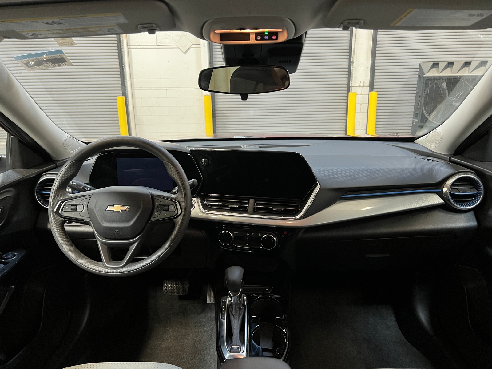 Thumbnail: 2025 Chevrolet Trax - 3