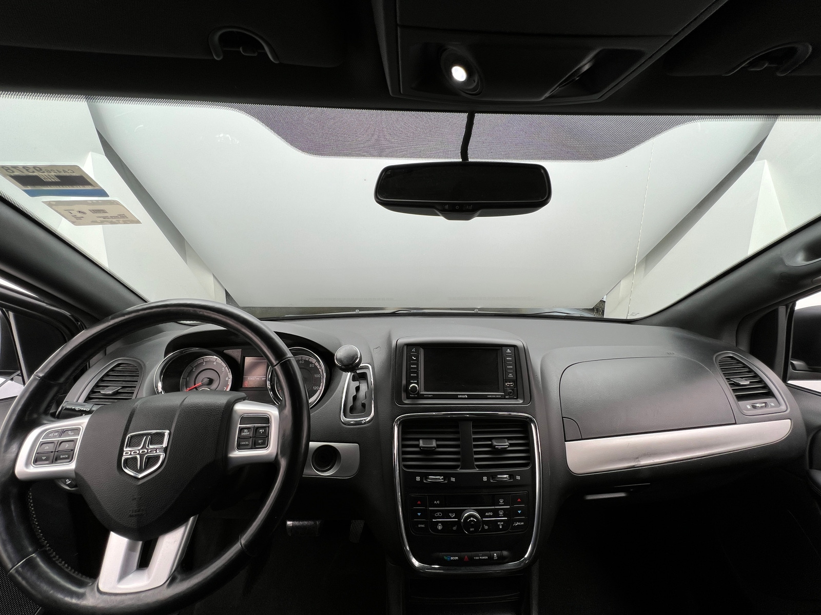 Thumbnail: 2018 Dodge Grand Caravan - 2