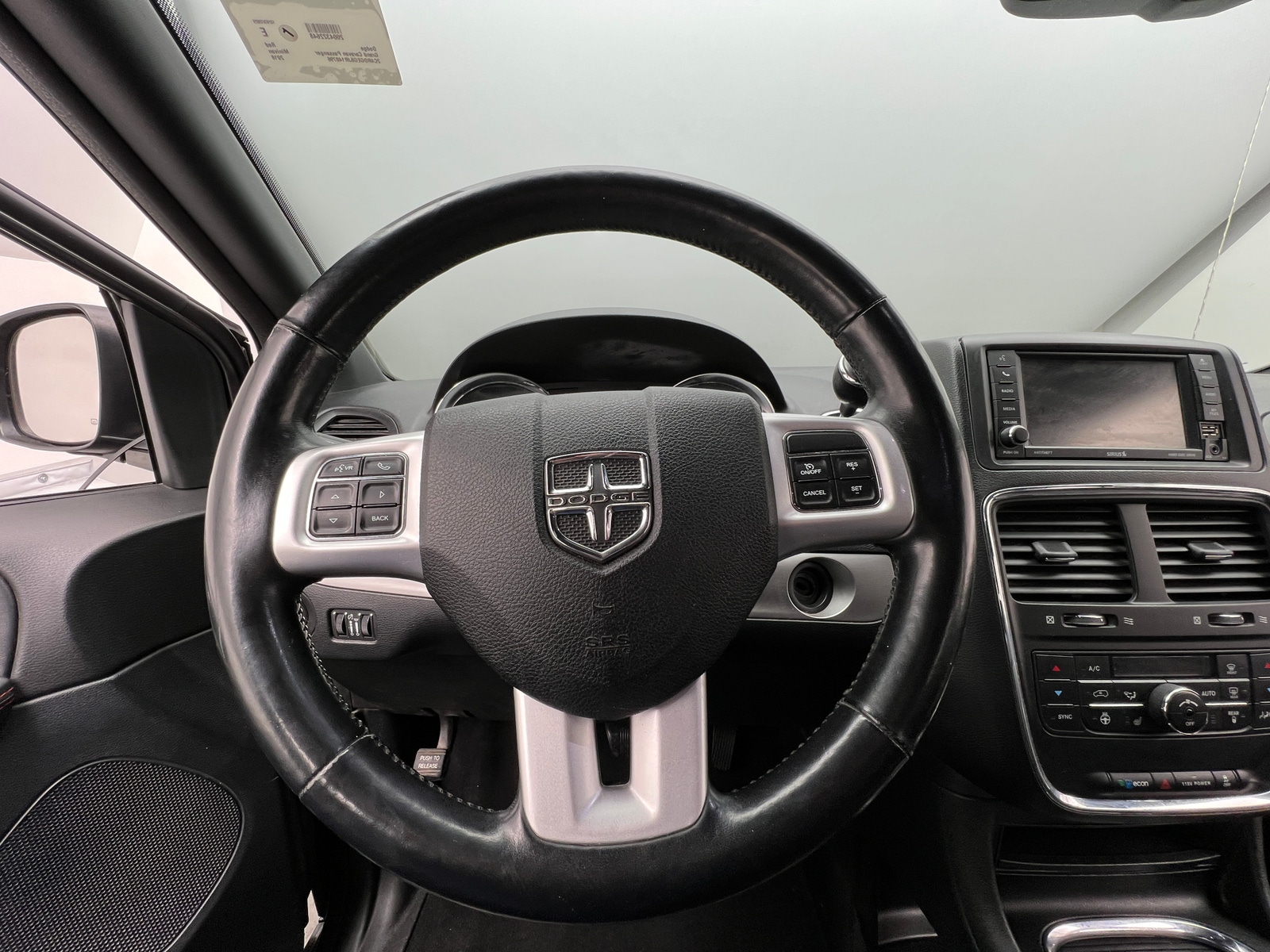 Thumbnail: 2018 Dodge Grand Caravan - 4