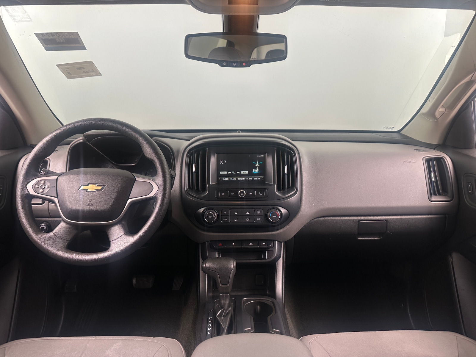 Thumbnail: 2017 Chevrolet Colorado - 3