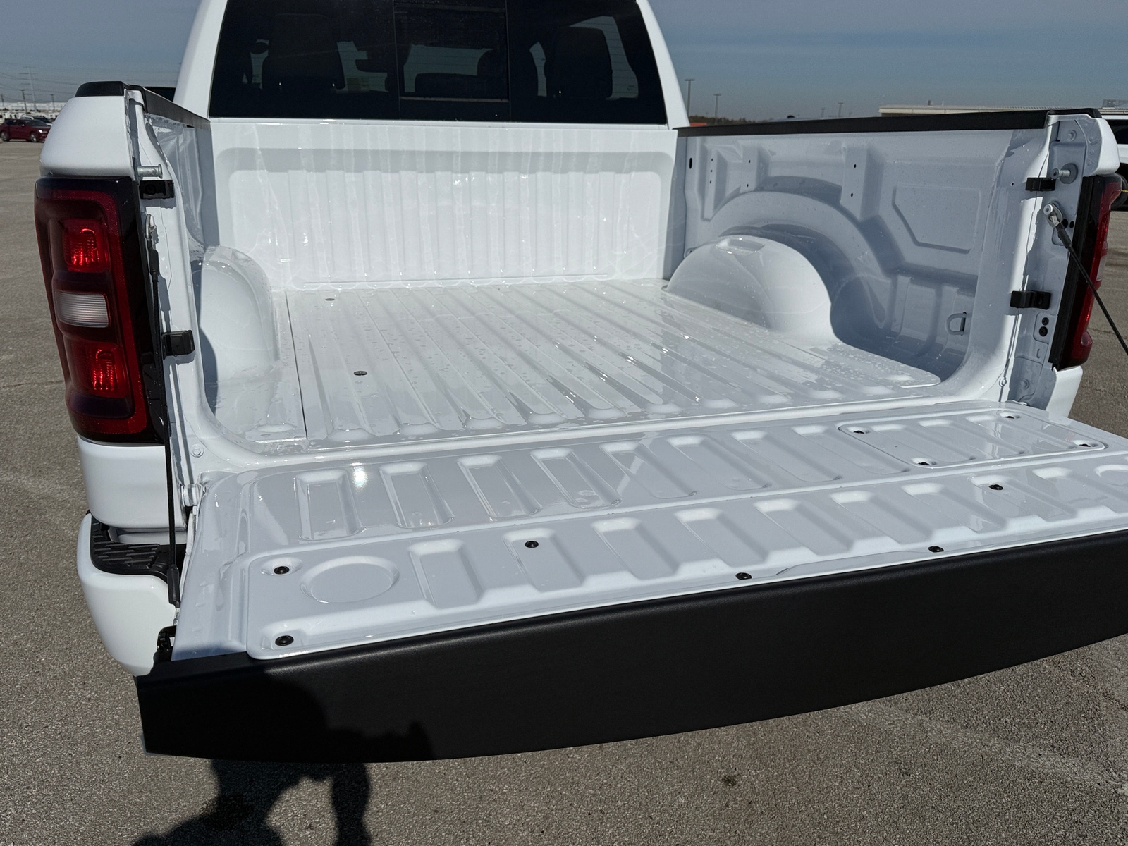 Thumbnail: 2026 RAM 1500 - 6