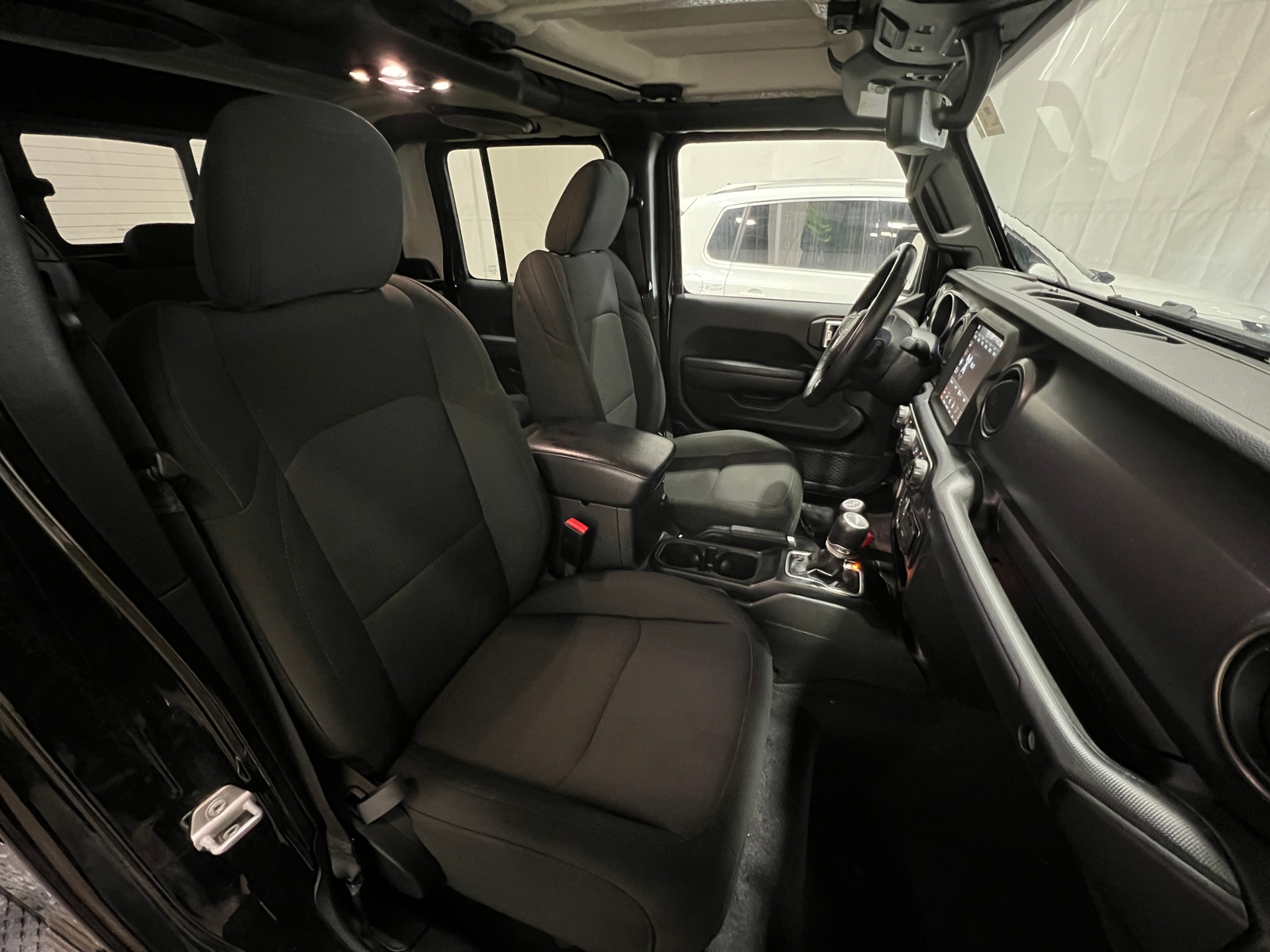 Thumbnail: 2022 Jeep Gladiator - 2