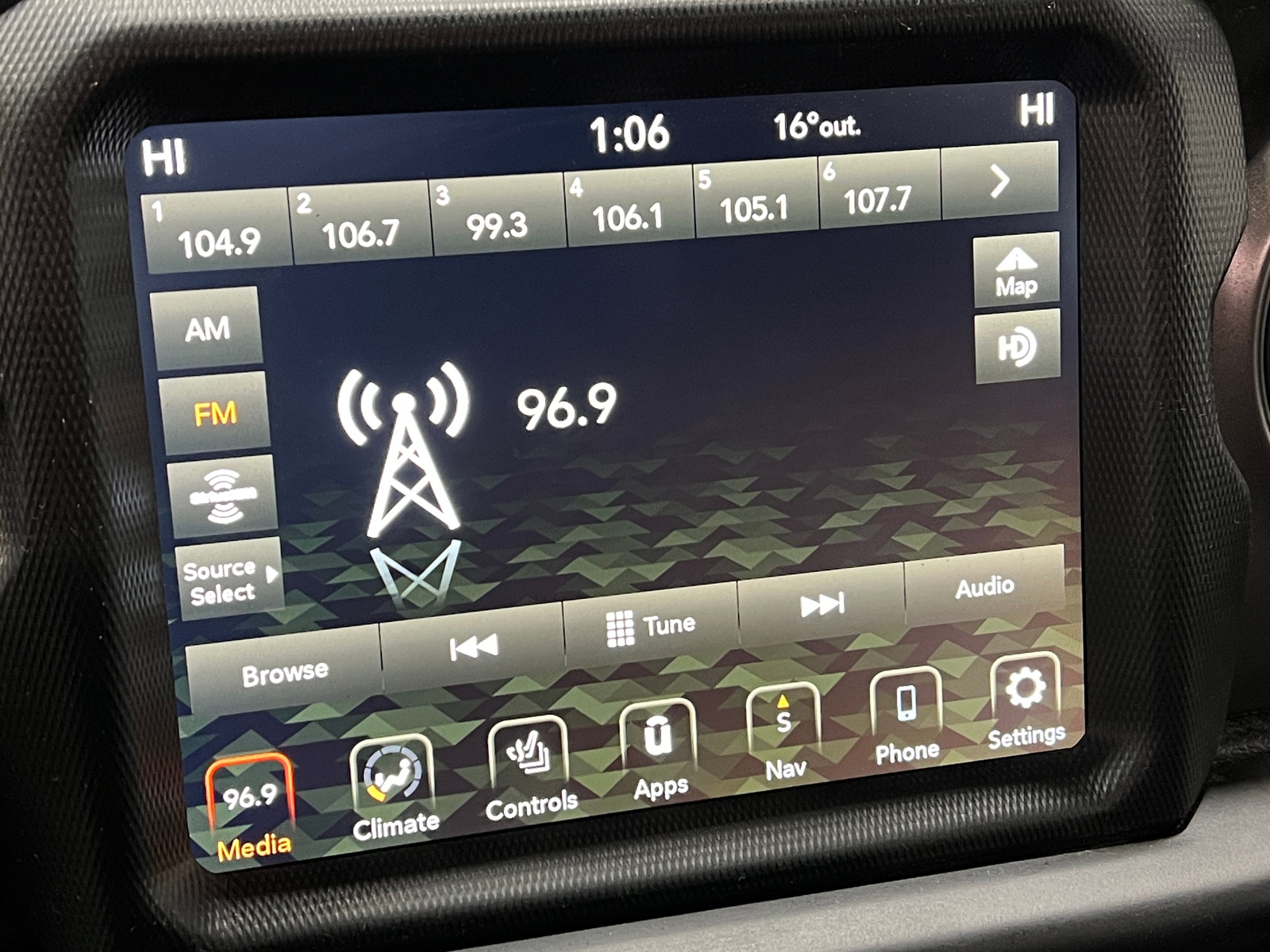 Thumbnail: 2022 Jeep Gladiator - 4