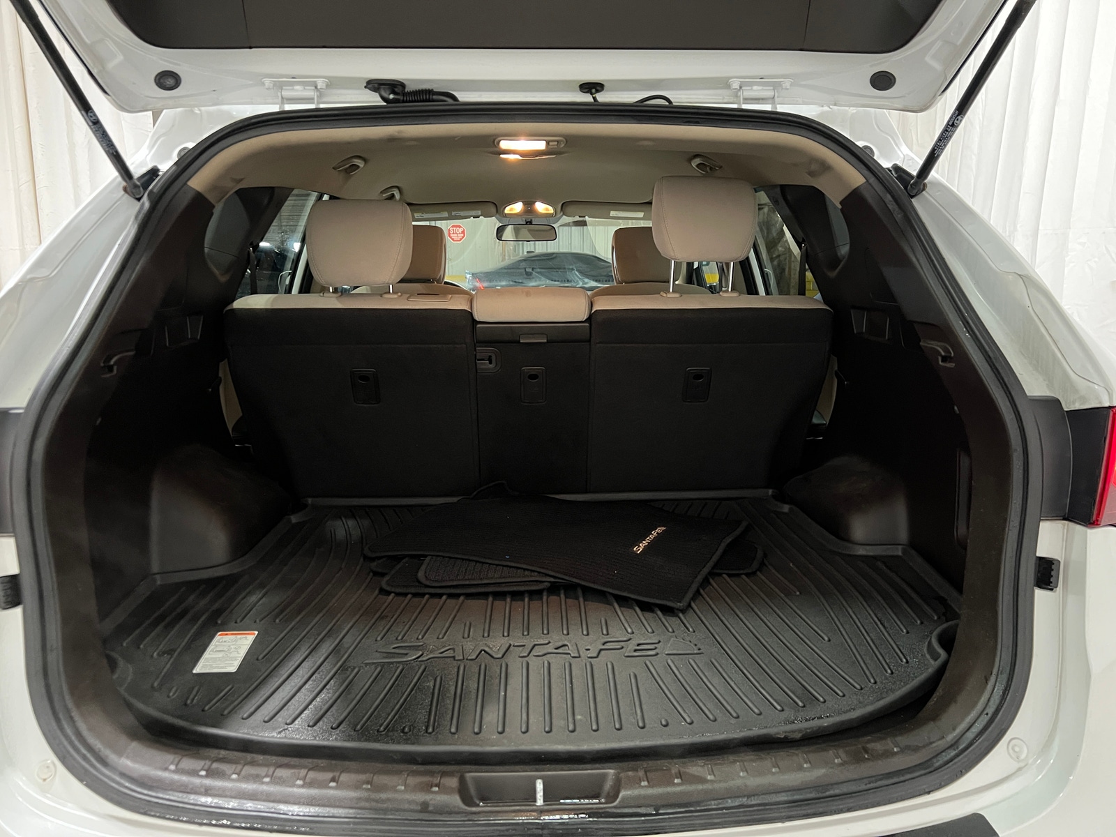 Thumbnail: 2017 Hyundai Santa Fe - 7