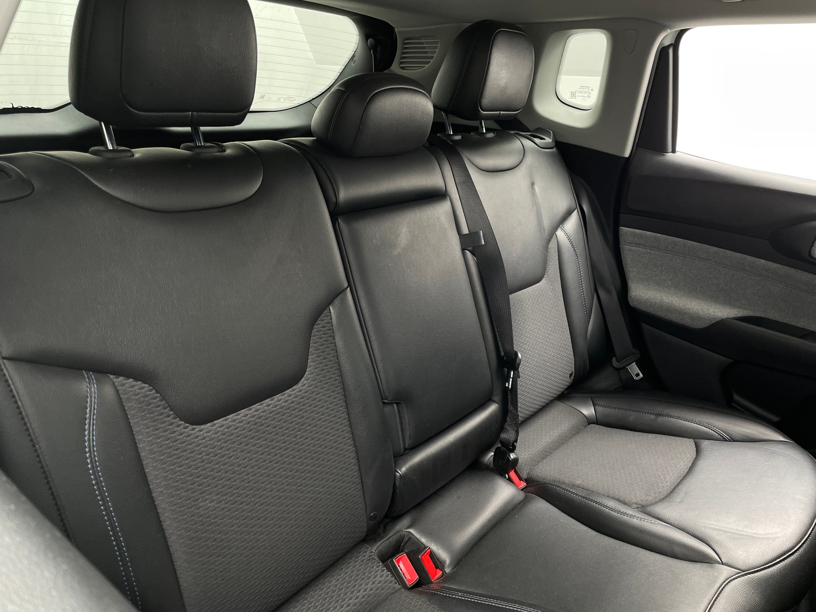 Thumbnail: 2022 Jeep Compass - 6