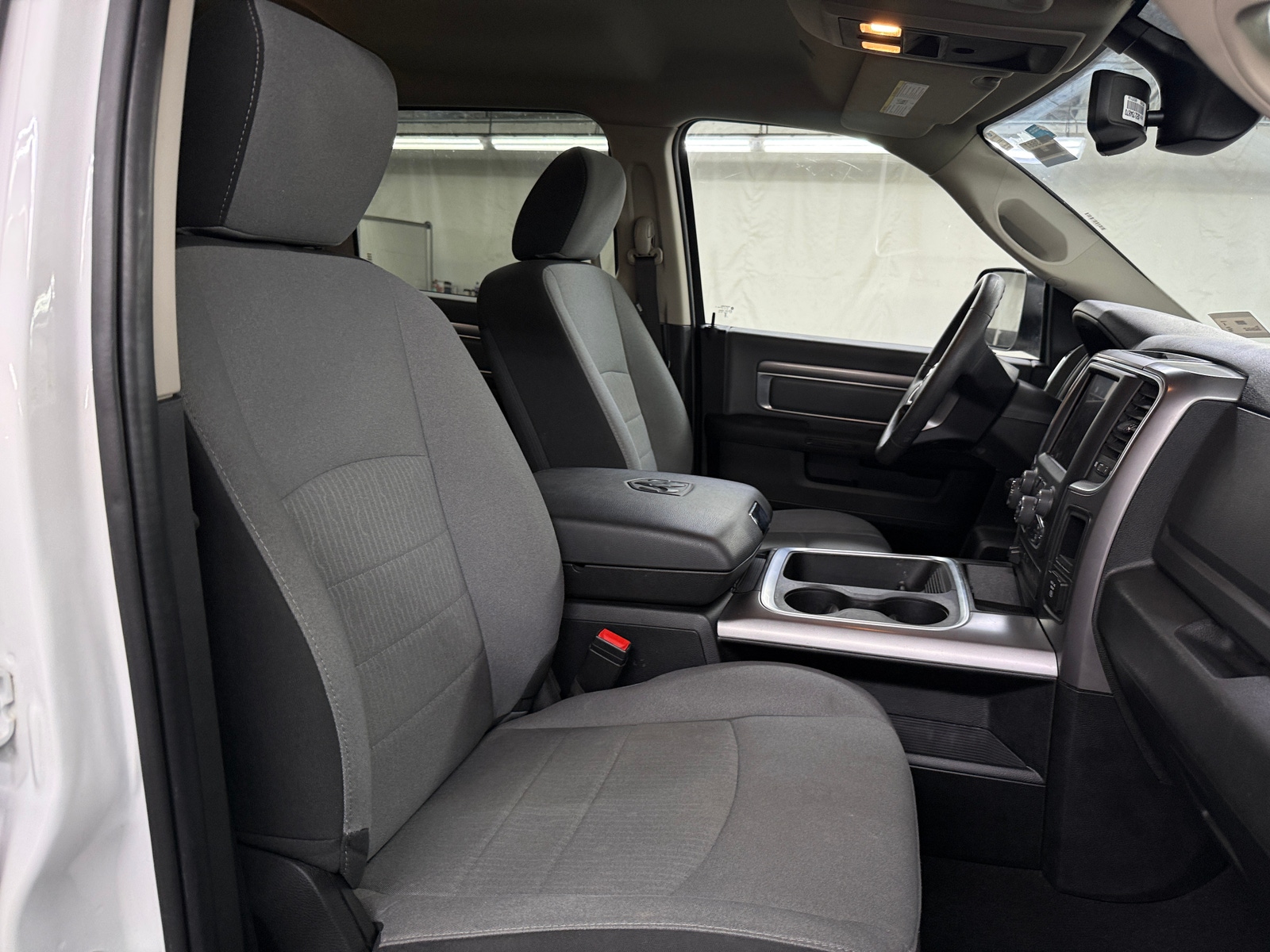 Thumbnail: 2023 RAM 1500 Classic - 2