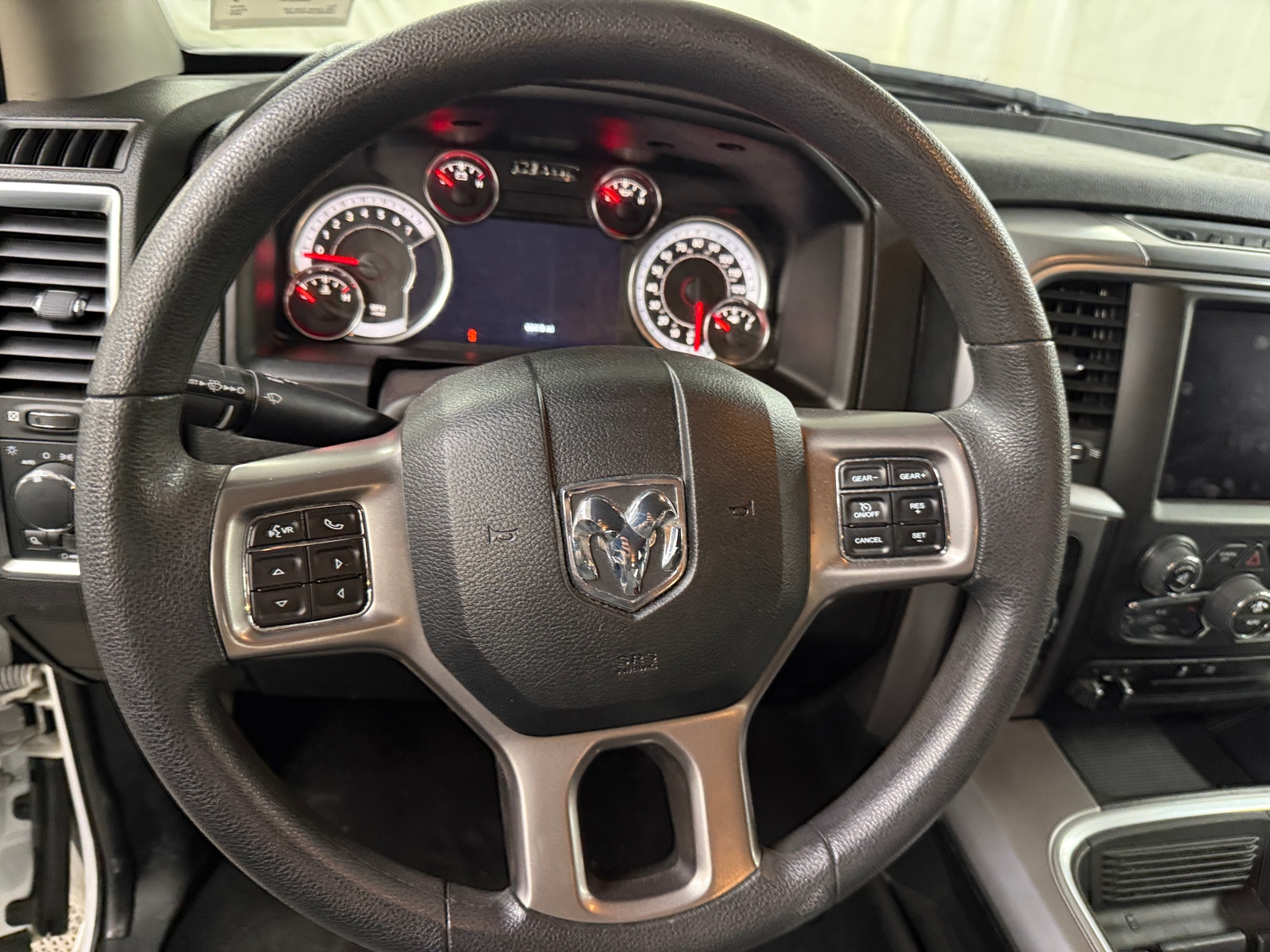 Thumbnail: 2023 RAM 1500 Classic - 5