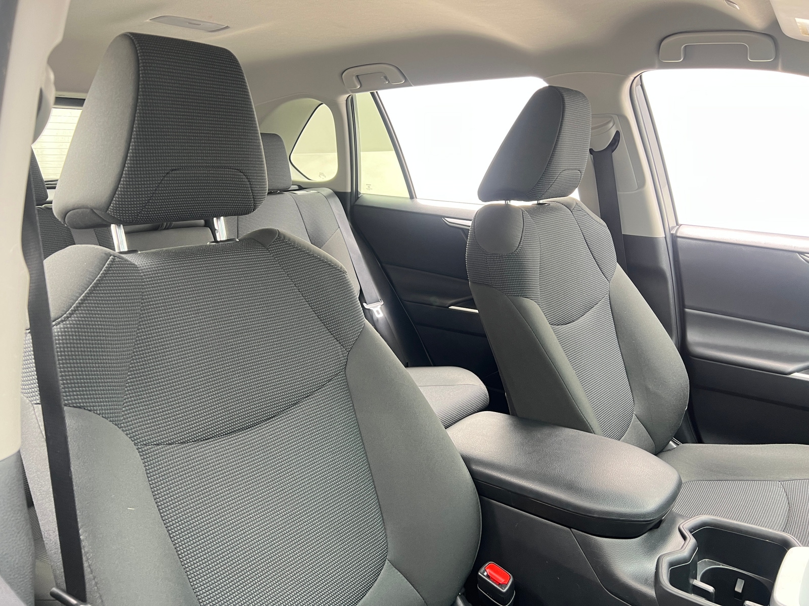 Thumbnail: 2025 Toyota RAV4 - 2