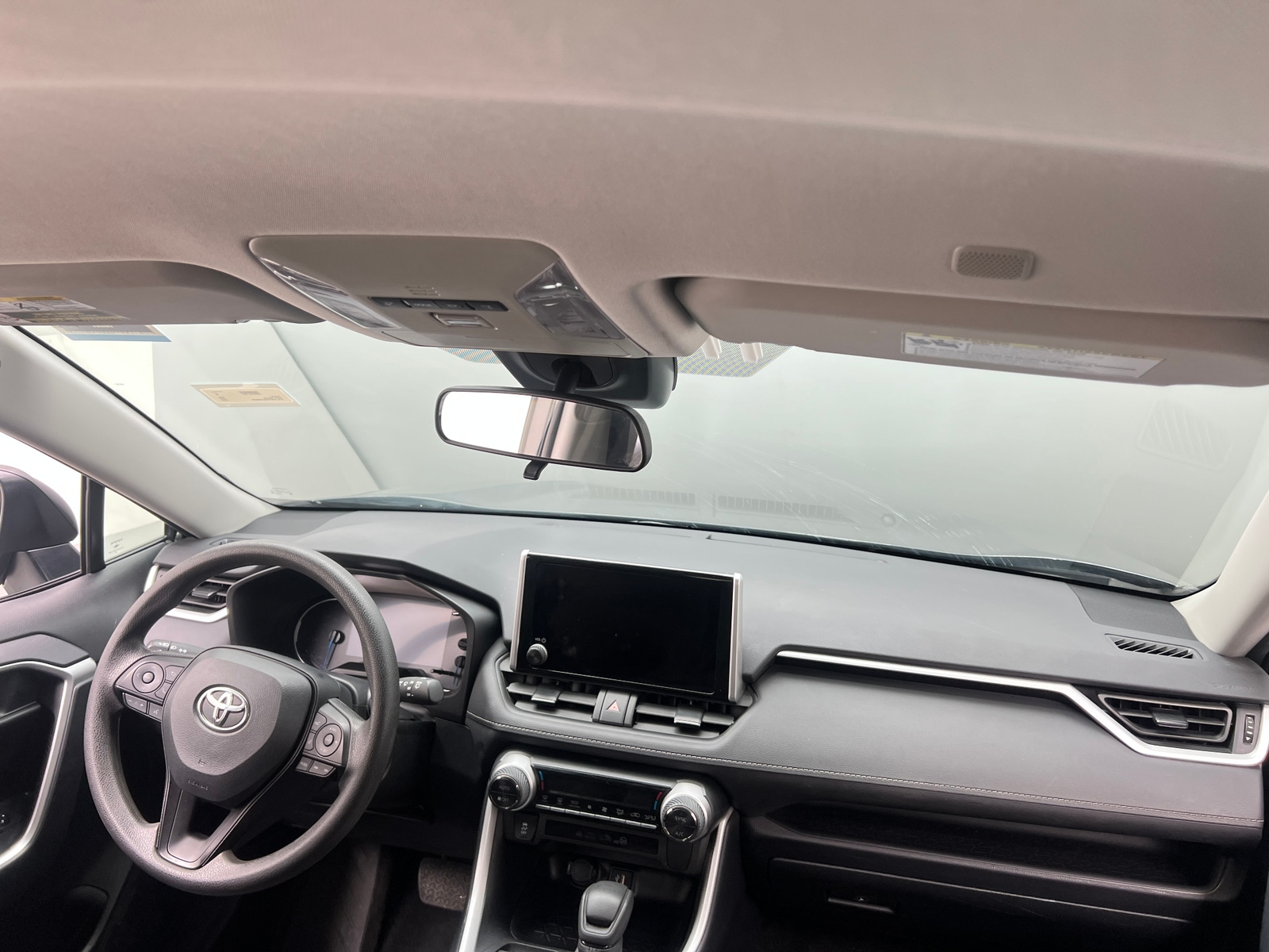 Thumbnail: 2025 Toyota RAV4 - 3