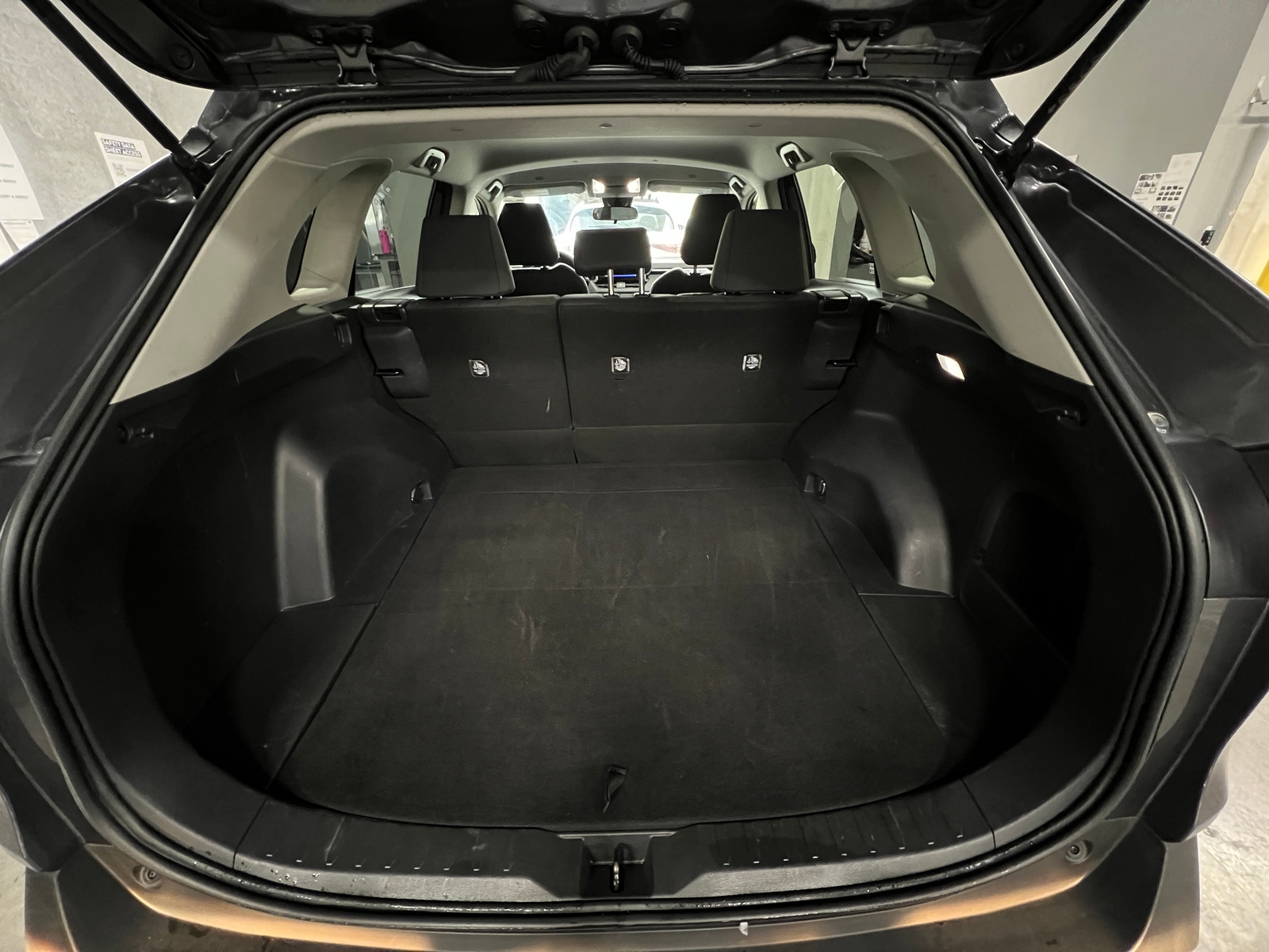 Thumbnail: 2025 Toyota RAV4 - 7