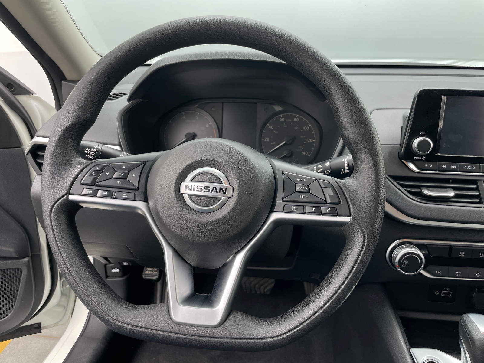 Thumbnail: 2022 Nissan Altima - 5