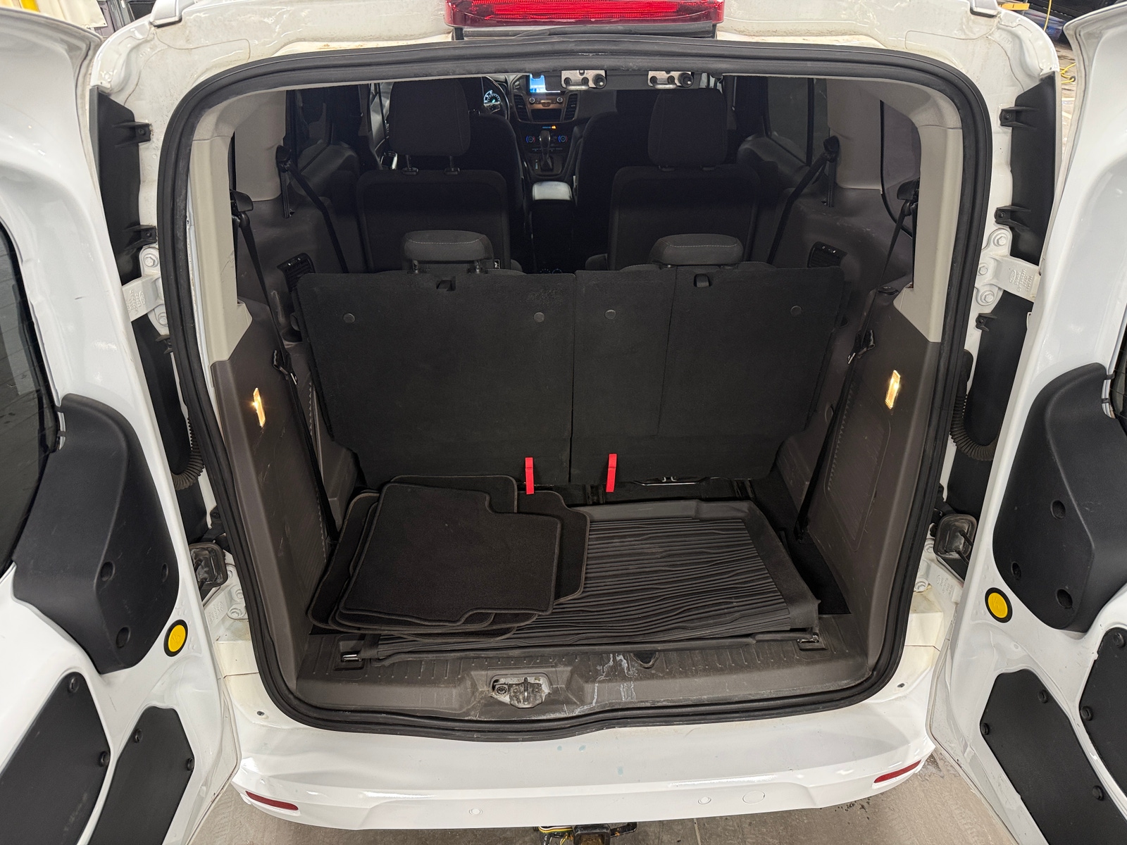 Thumbnail: 2020 Ford Transit Series - 7