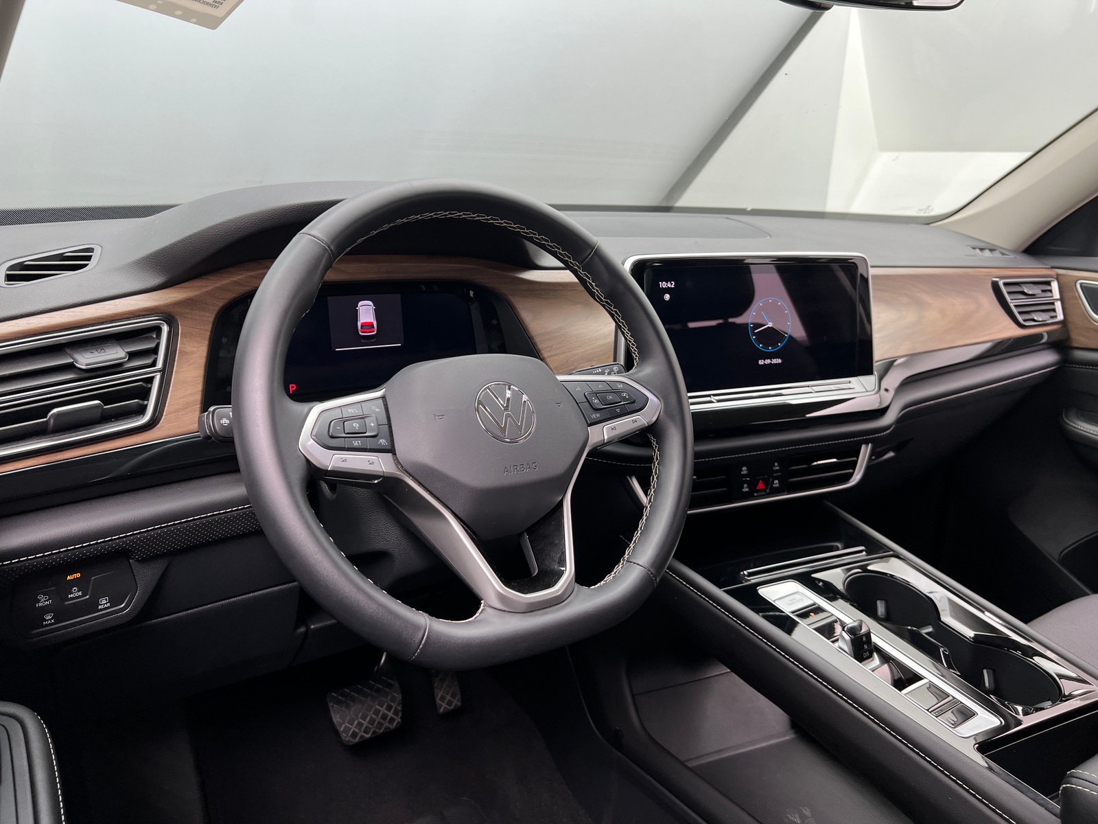 Thumbnail: 2025 Volkswagen Atlas - 4