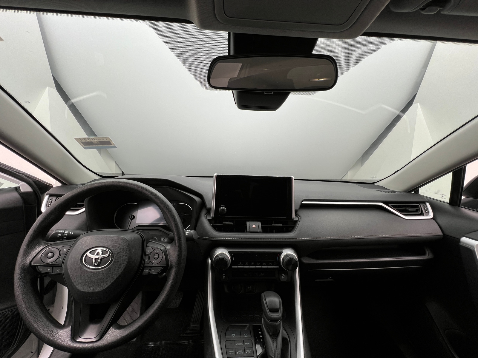 Thumbnail: 2024 Toyota RAV4 - 3