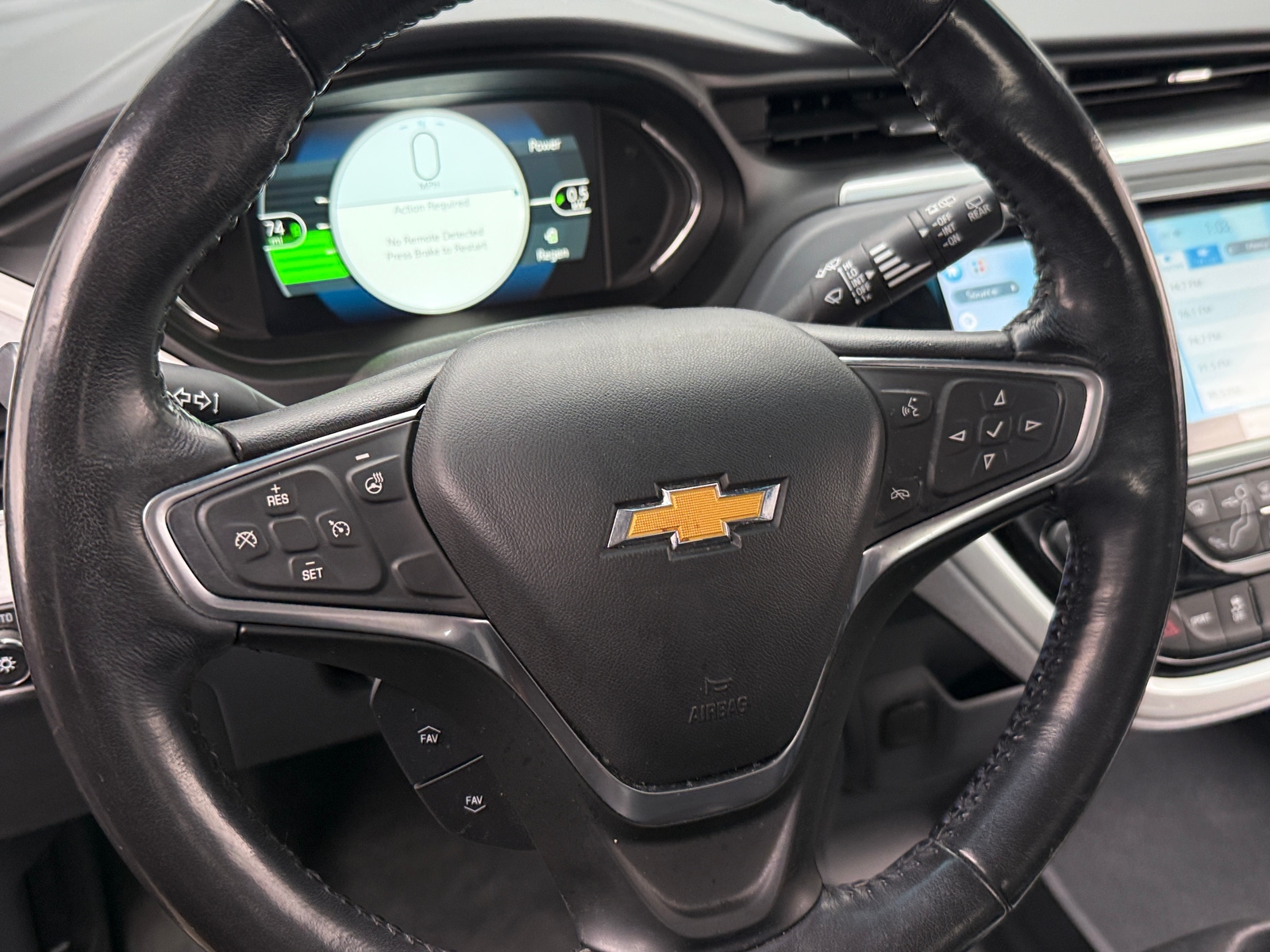 Thumbnail: 2018 Chevrolet Bolt EV - 5