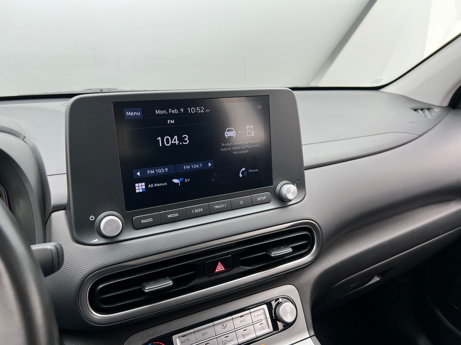 Thumbnail: 2022 Hyundai Kona - 4