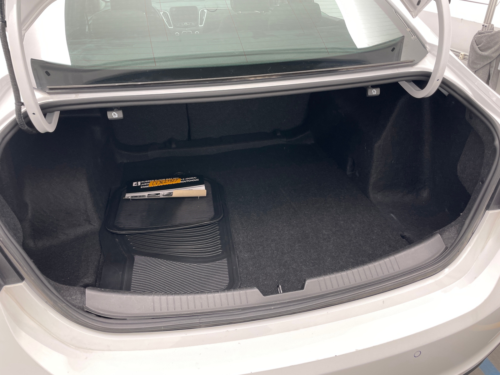 Thumbnail: 2024 Chevrolet Malibu - 7