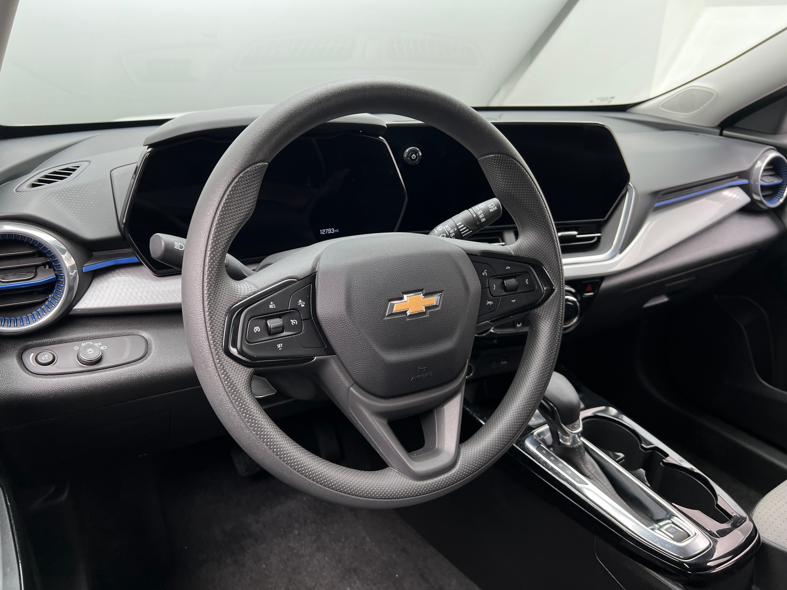 Thumbnail: 2025 Chevrolet Trax - 5