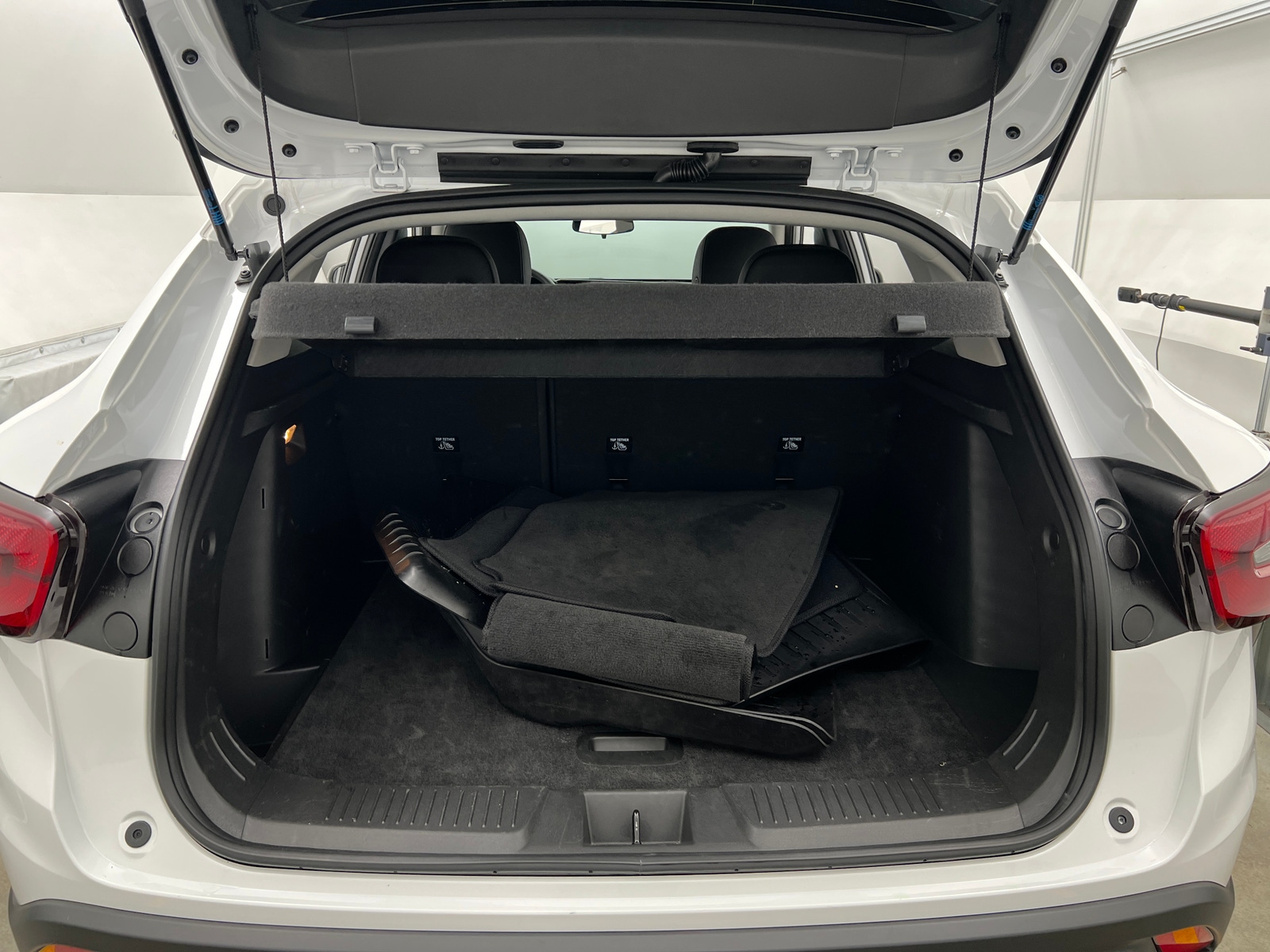 Thumbnail: 2025 Chevrolet Trax - 7