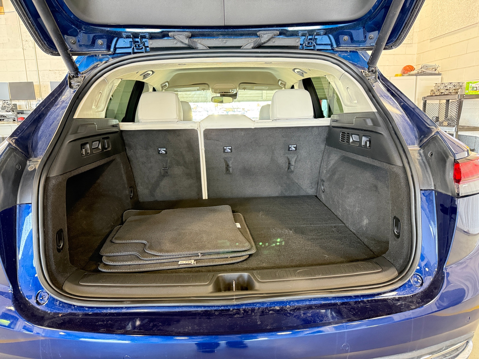 Thumbnail: 2023 Buick Envision - 6