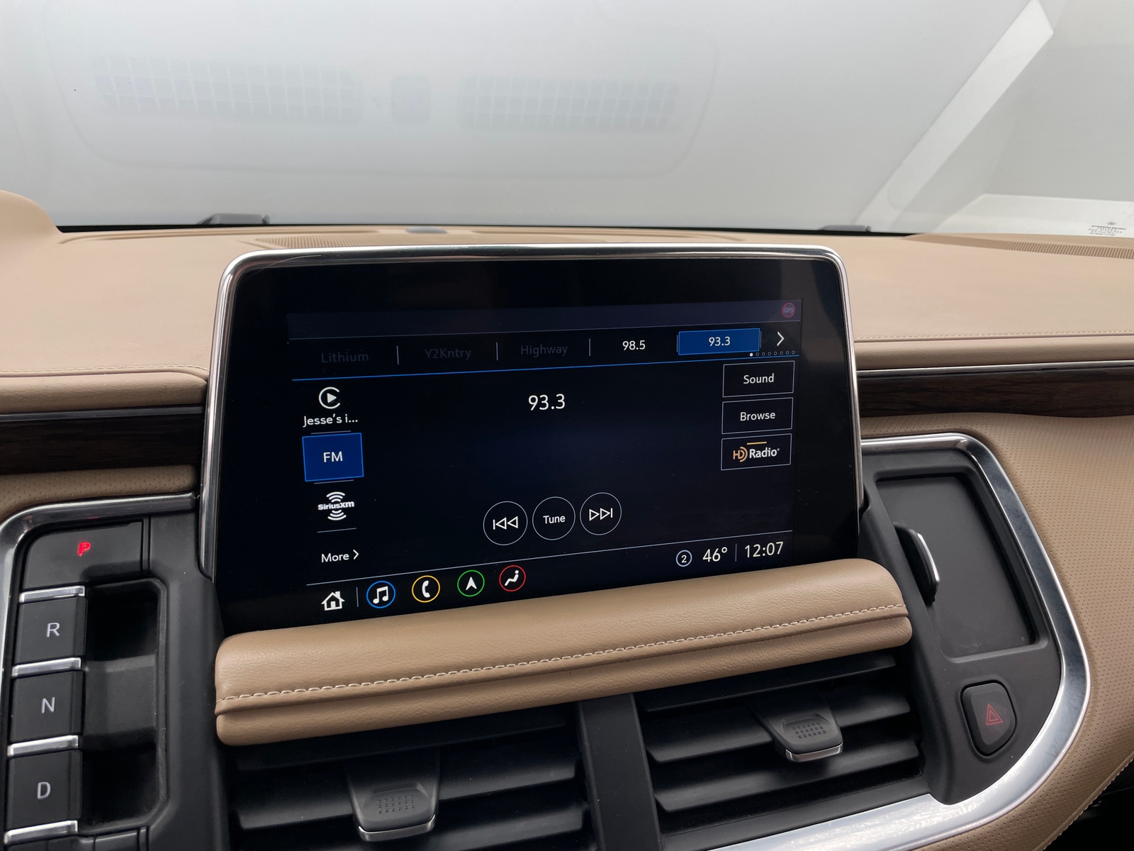 Thumbnail: 2021 Chevrolet Tahoe - 3