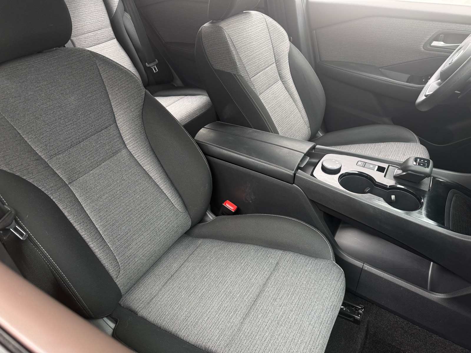 Thumbnail: 2023 Nissan Rogue - 2