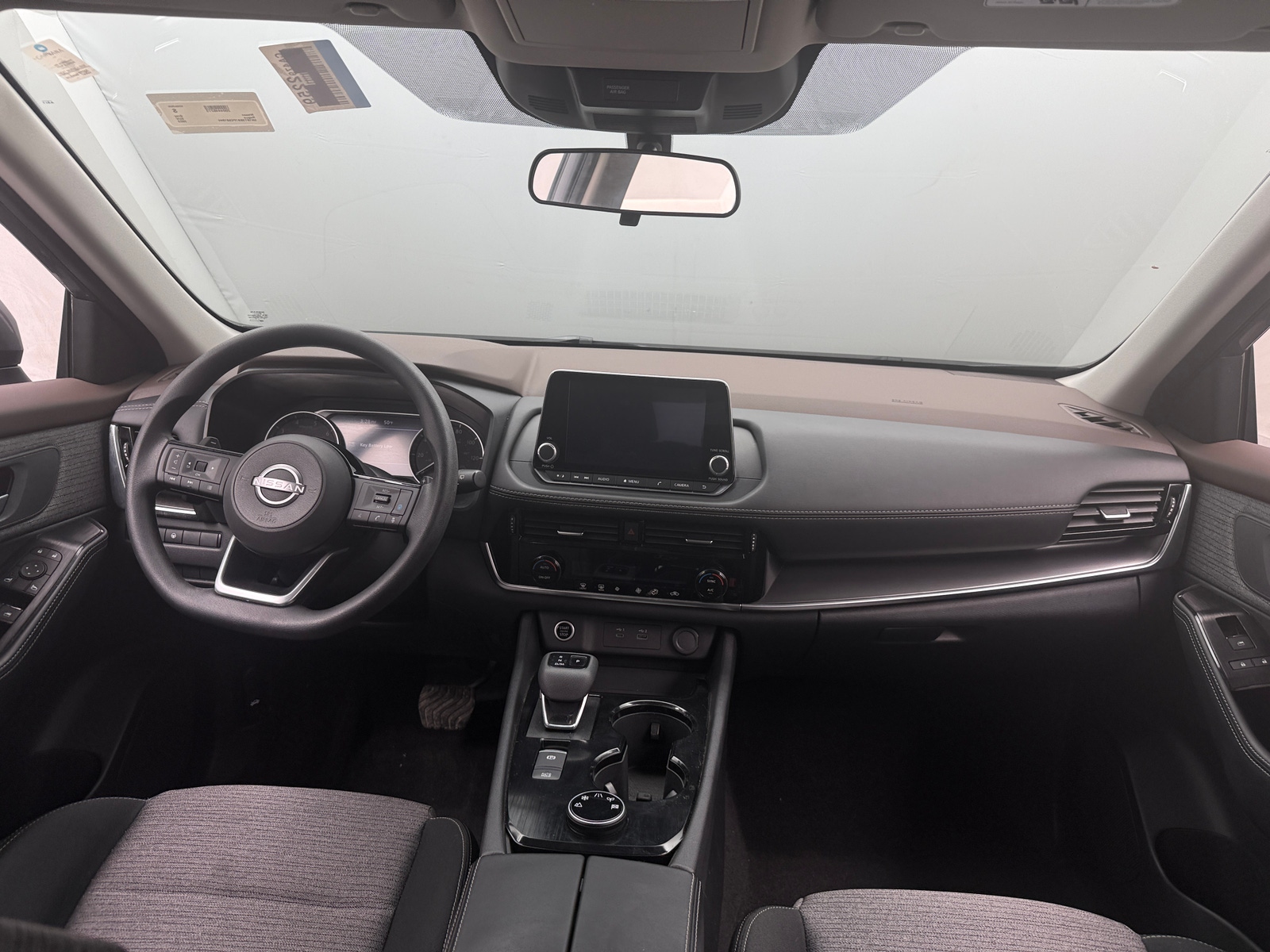 Thumbnail: 2023 Nissan Rogue - 3