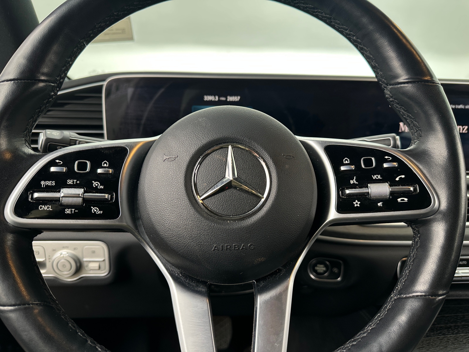 Thumbnail: 2022 Mercedes-Benz GLE - 4