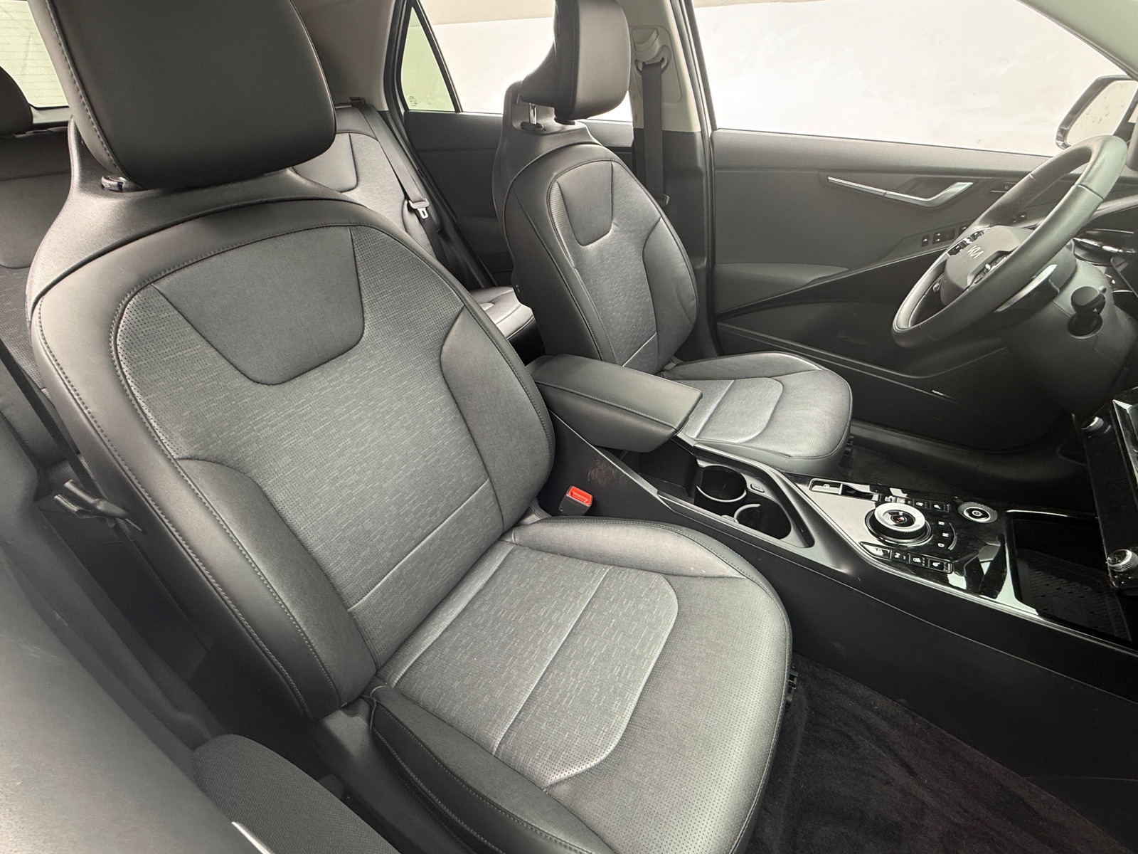 Thumbnail: 2024 Kia Niro - 2