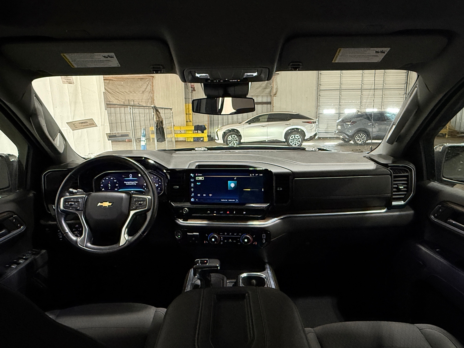 Thumbnail: 2022 Chevrolet Silverado 1500 - 3