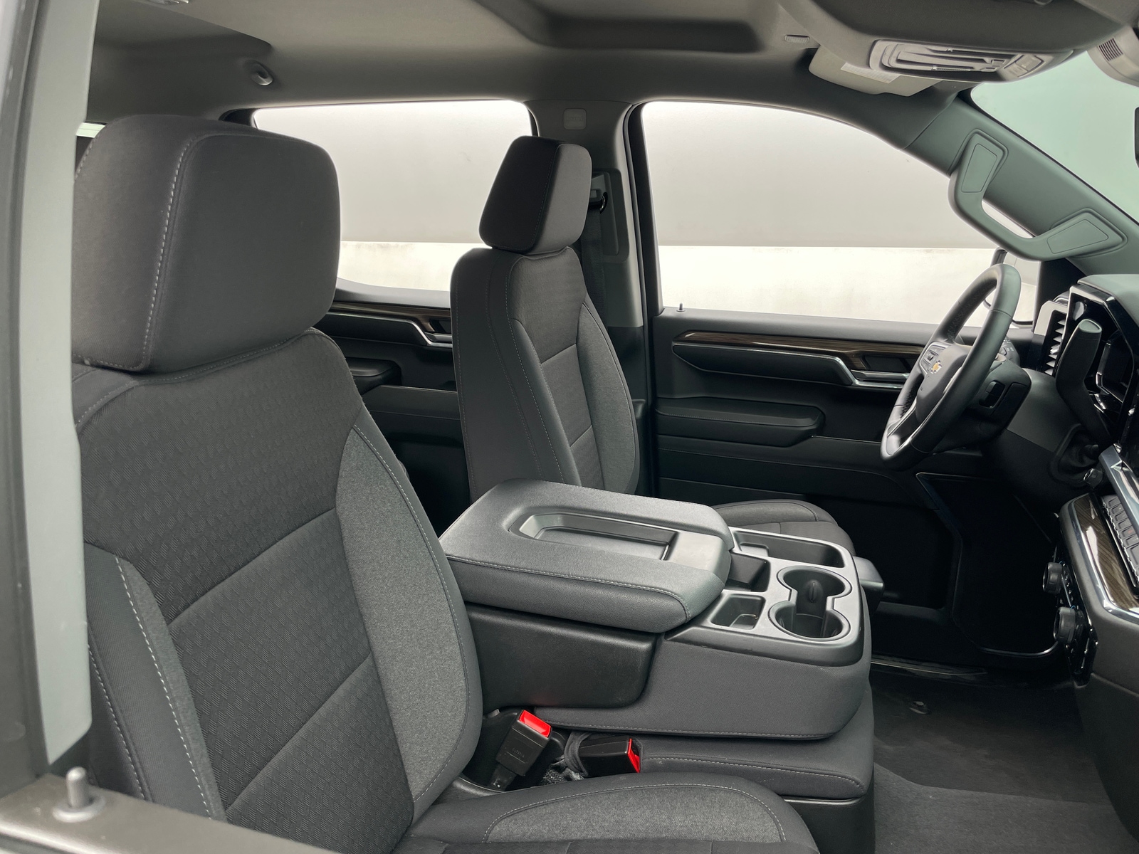 Thumbnail: 2024 Chevrolet Silverado 1500 - 2