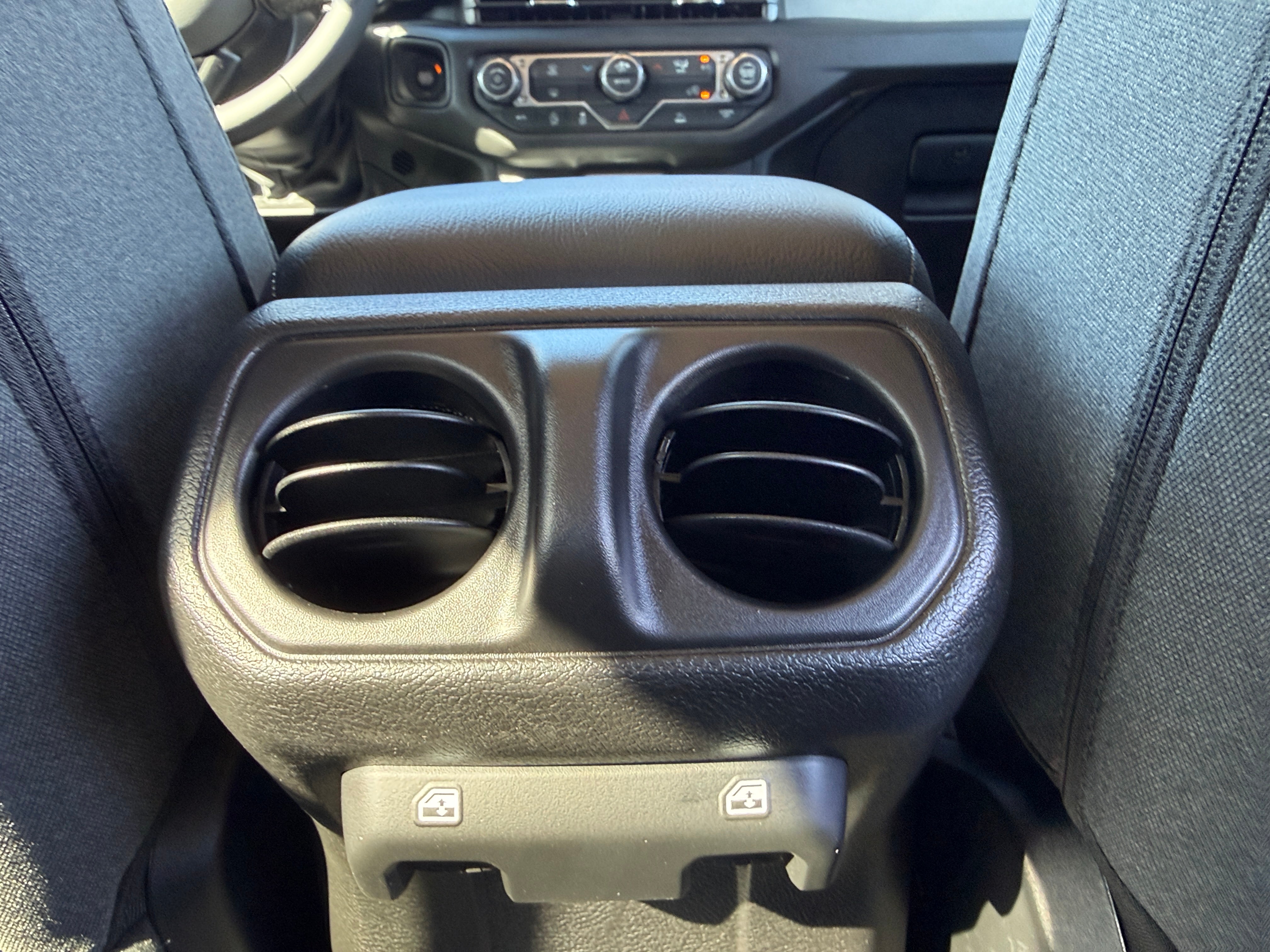 2026 Jeep Wrangler 4-Door Willys - Photo 6