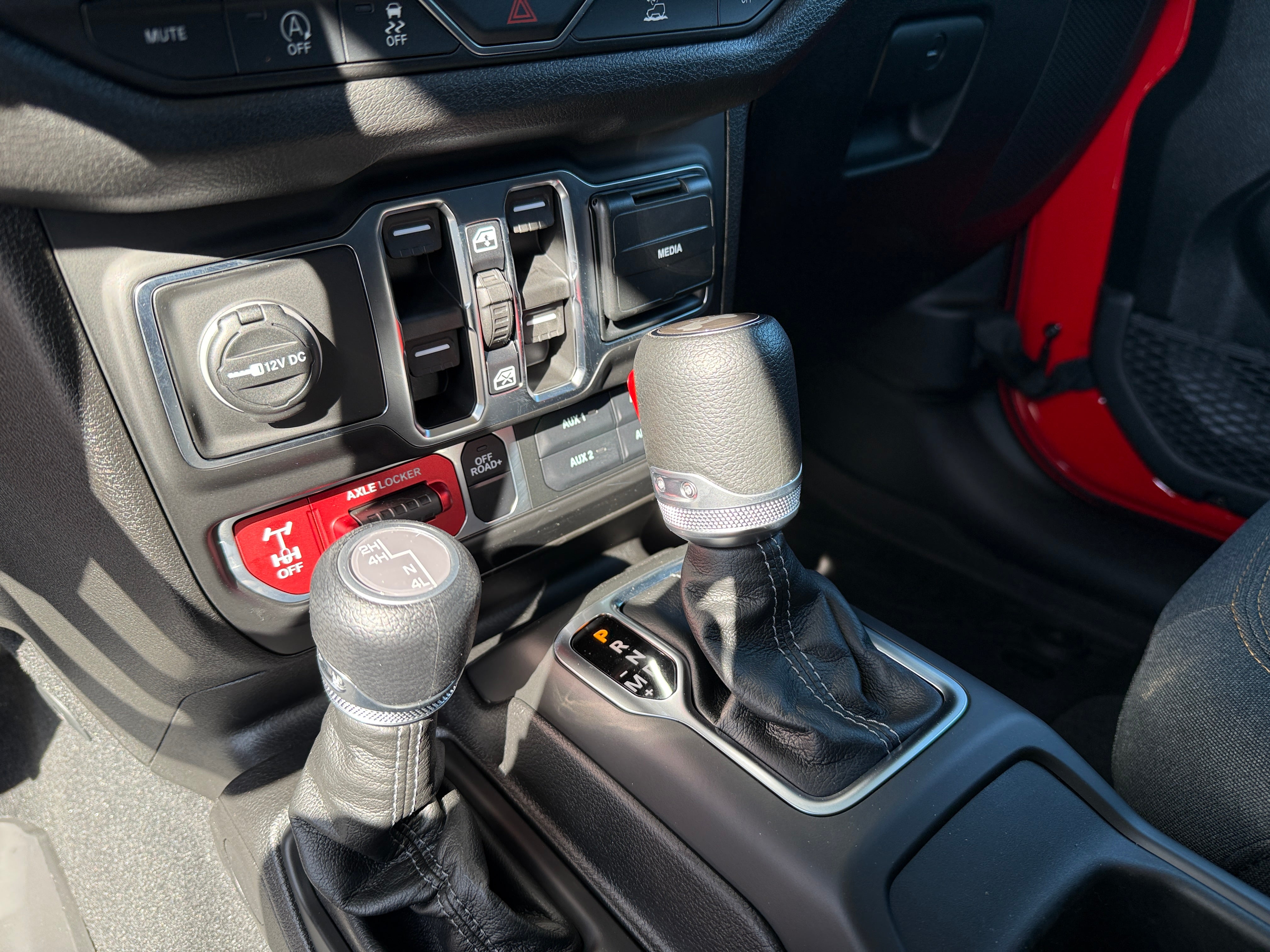 2026 Jeep Wrangler 4-Door Willys - Photo 8
