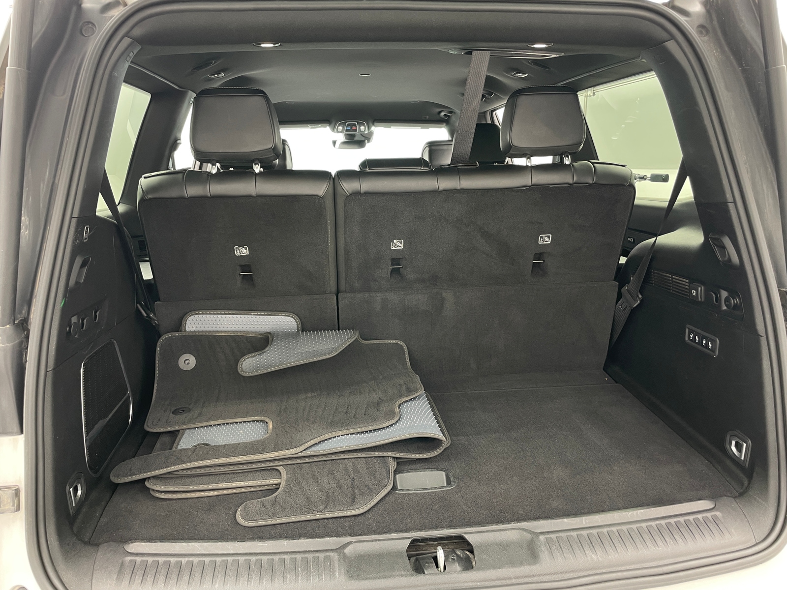 Thumbnail: 2024 Jeep Wagoneer - 6